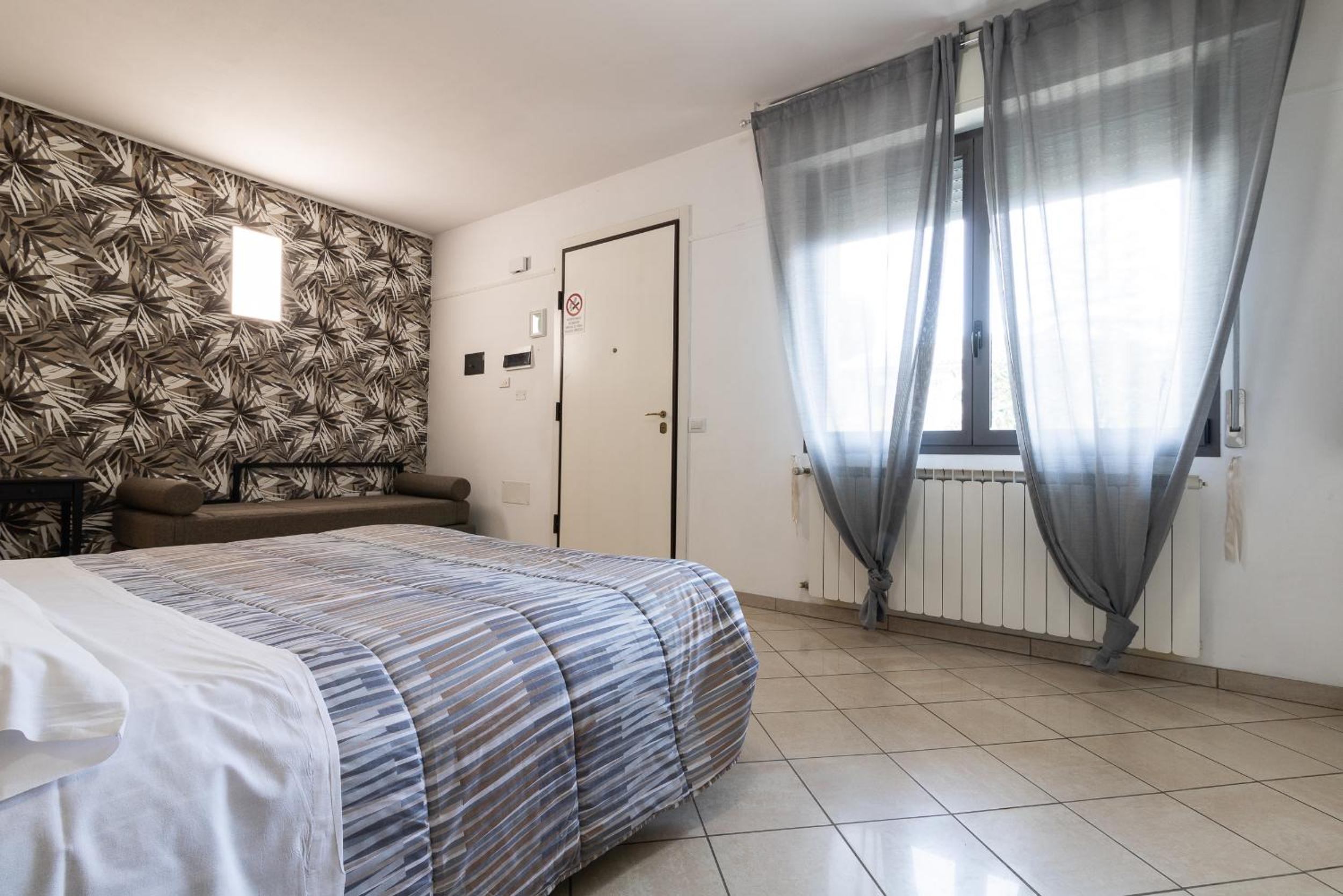 2 Connecting Double Rooms - Photo 11