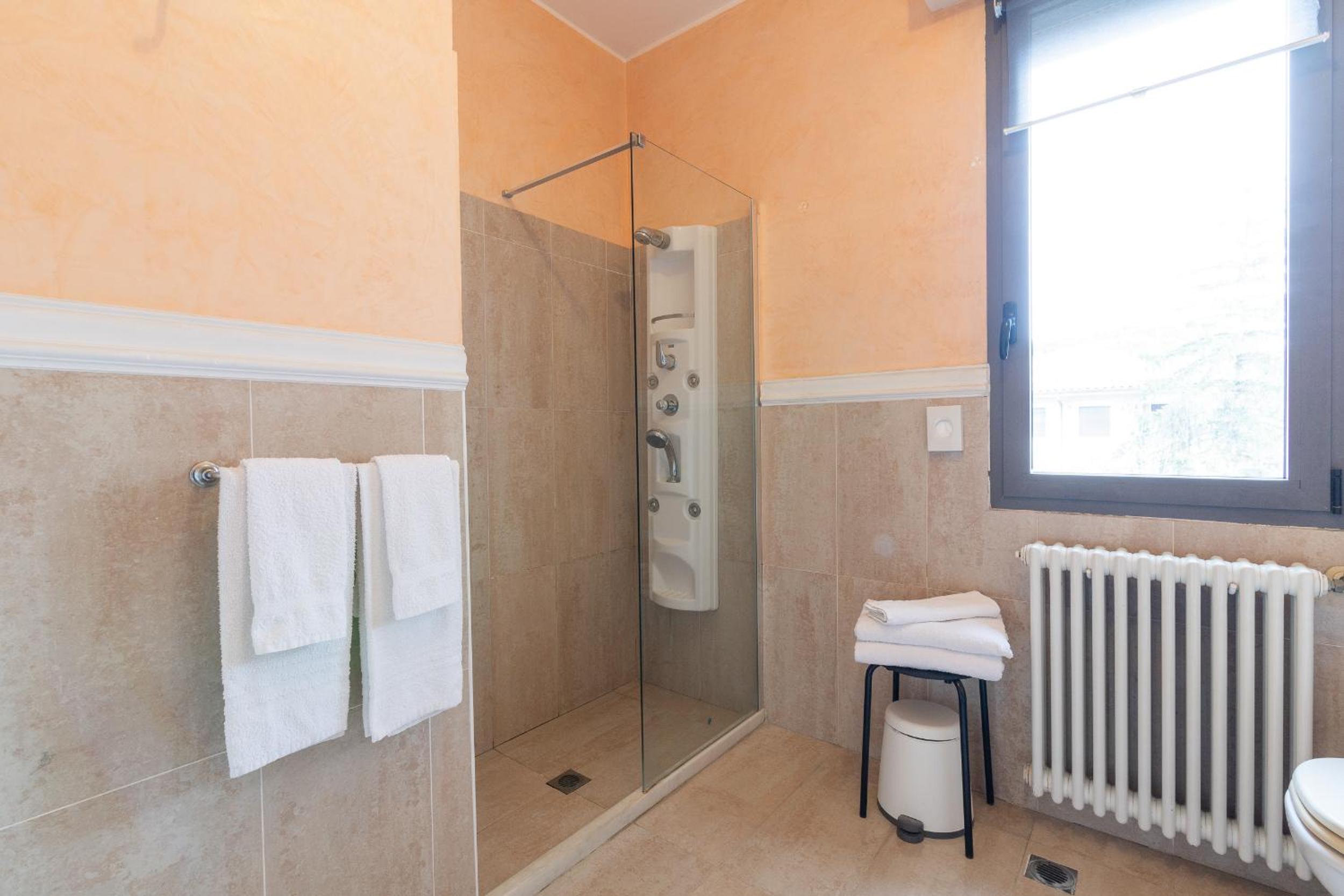 2 Connecting Double Rooms - Photo 19
