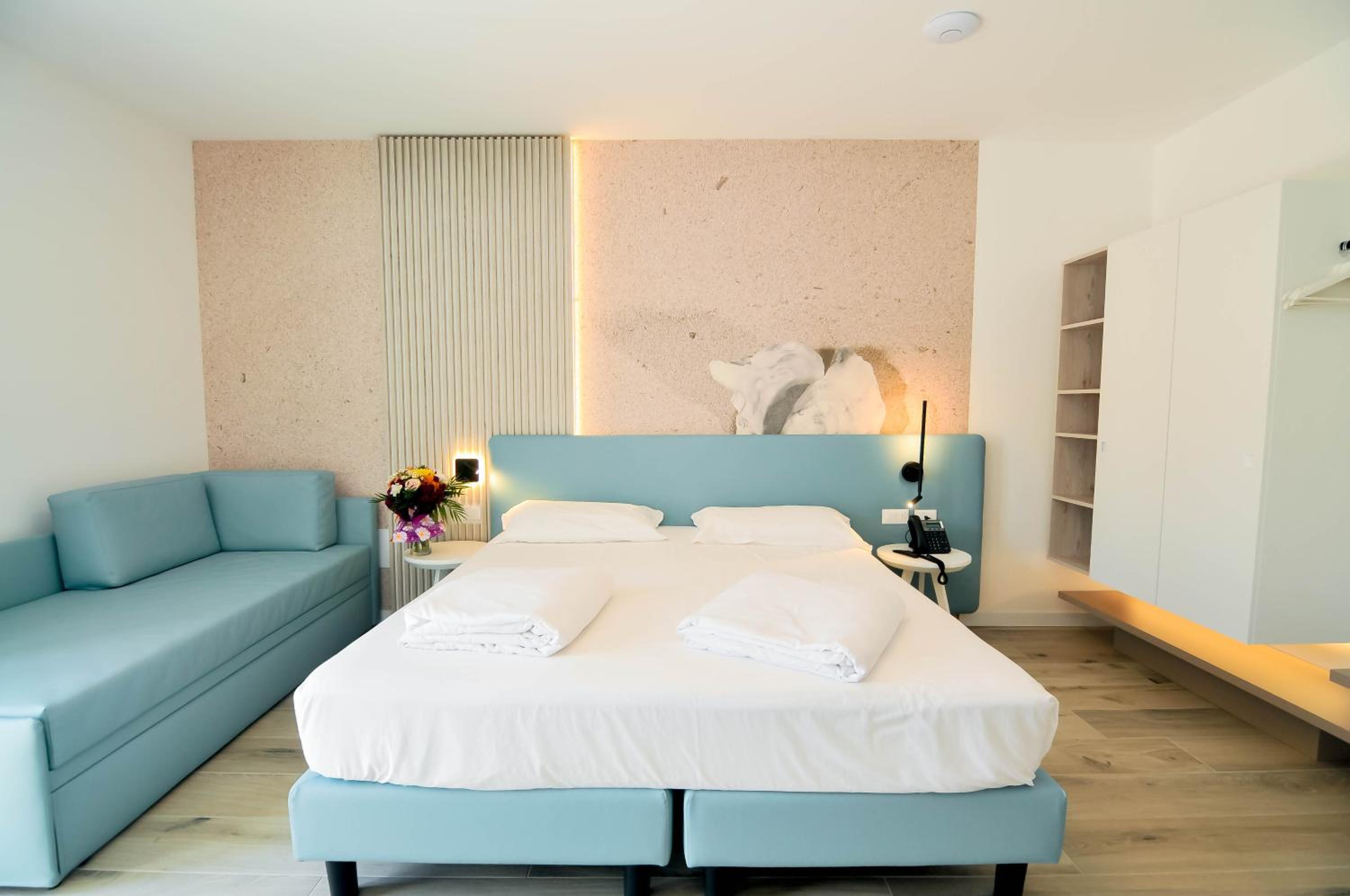 Junior Suite with Jacuzzi and Sauna - Annex Building - Photo 1