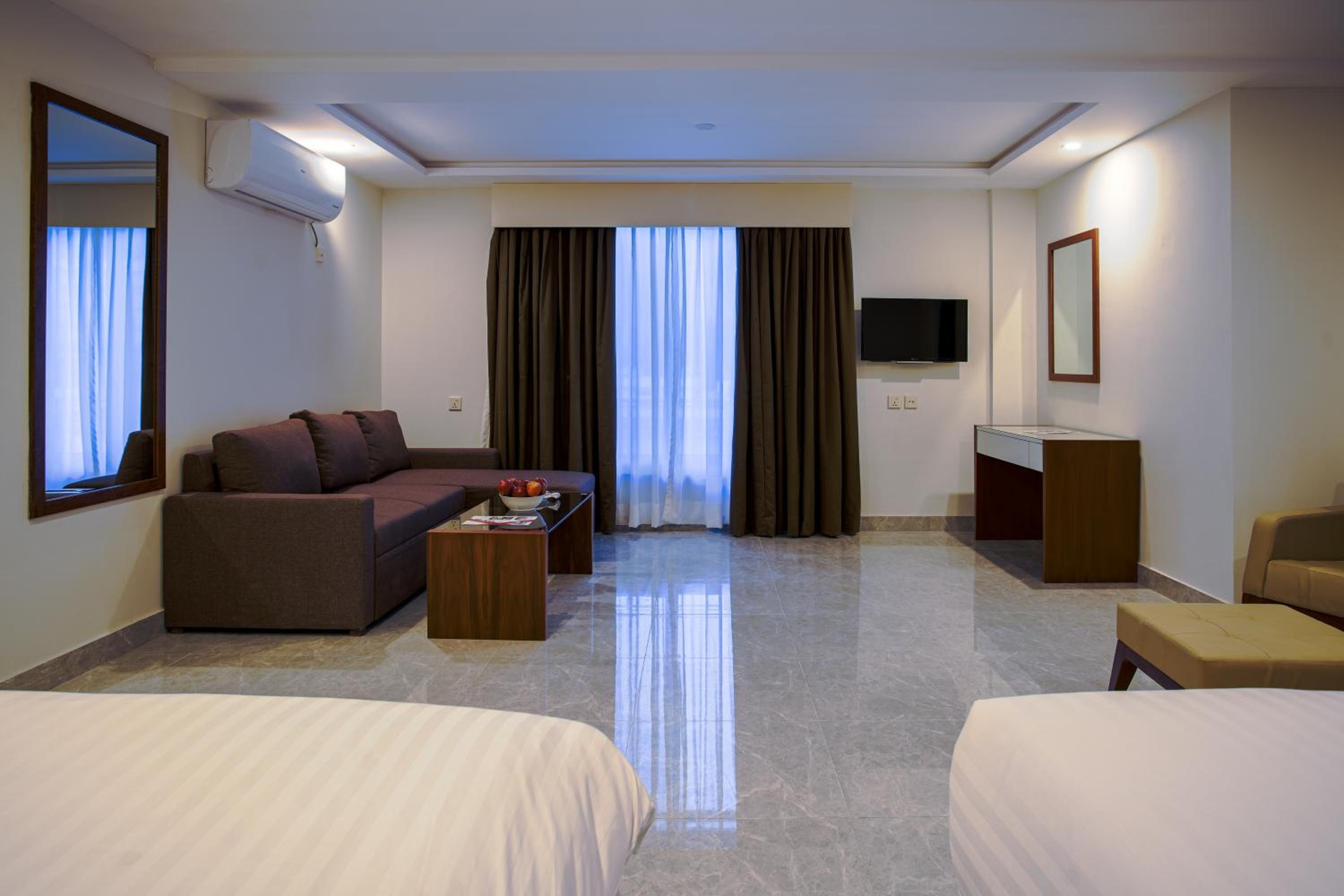 Double Room - Photo 3