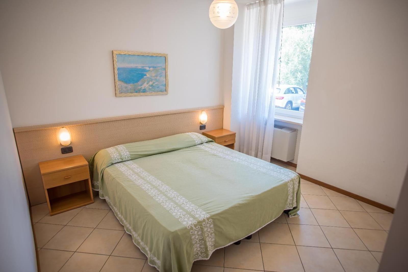 One-Bedroom Apartment (4 Adults)