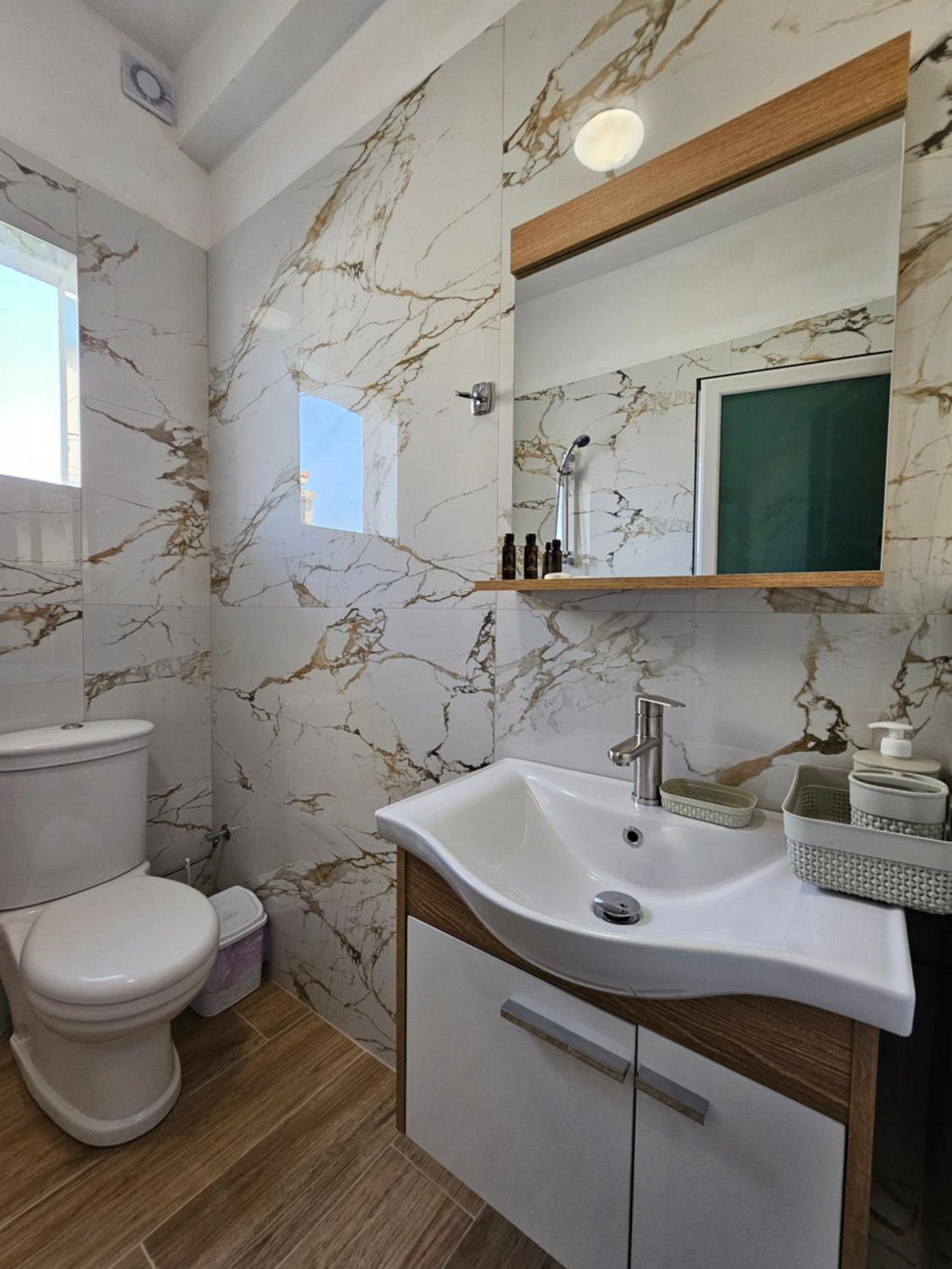 Deluxe Triple Room photo 3