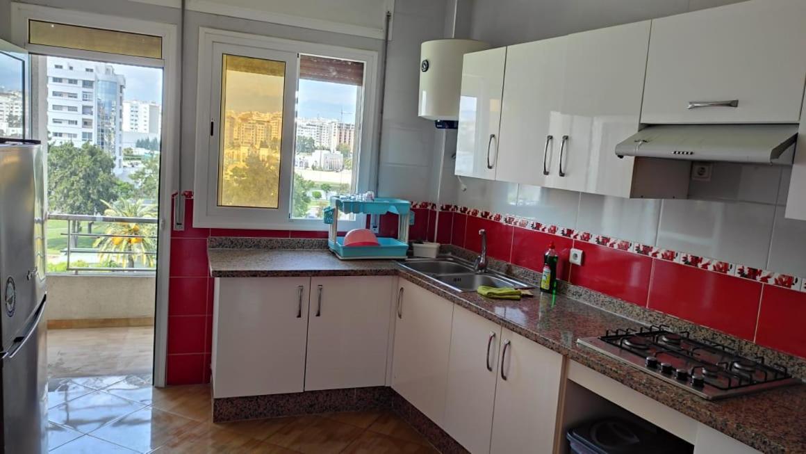 Three-Bedroom Apartment - Photo 6
