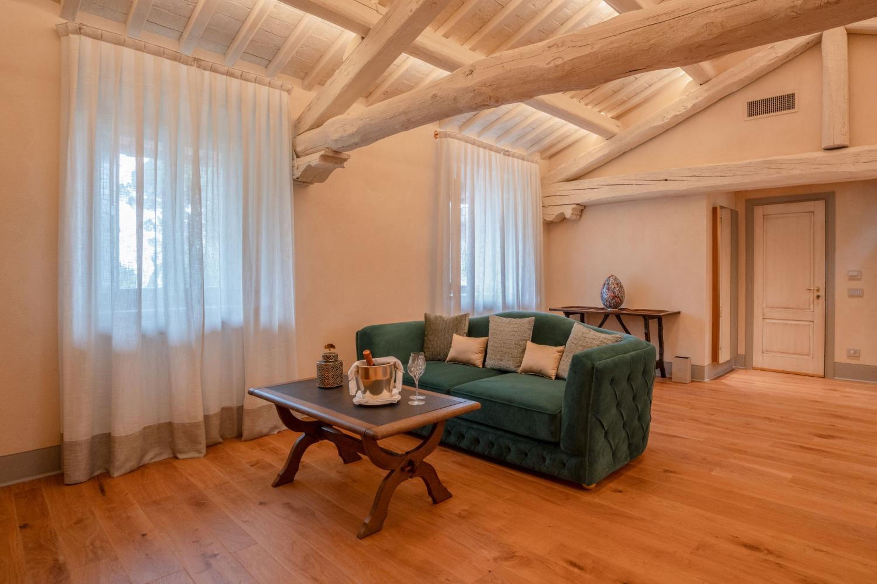 Suite con Piscina Privata