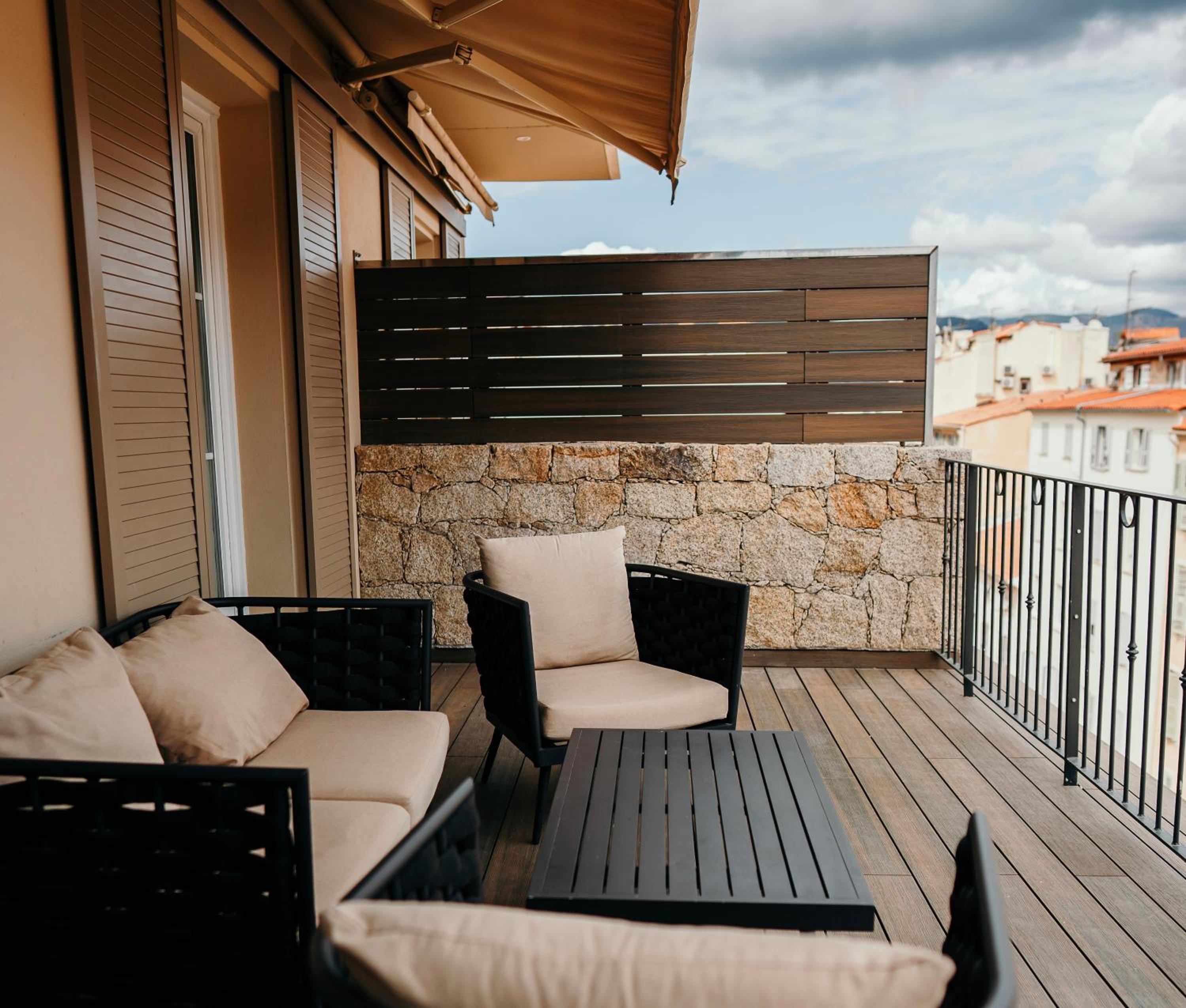 Suite with Terrace photo 2