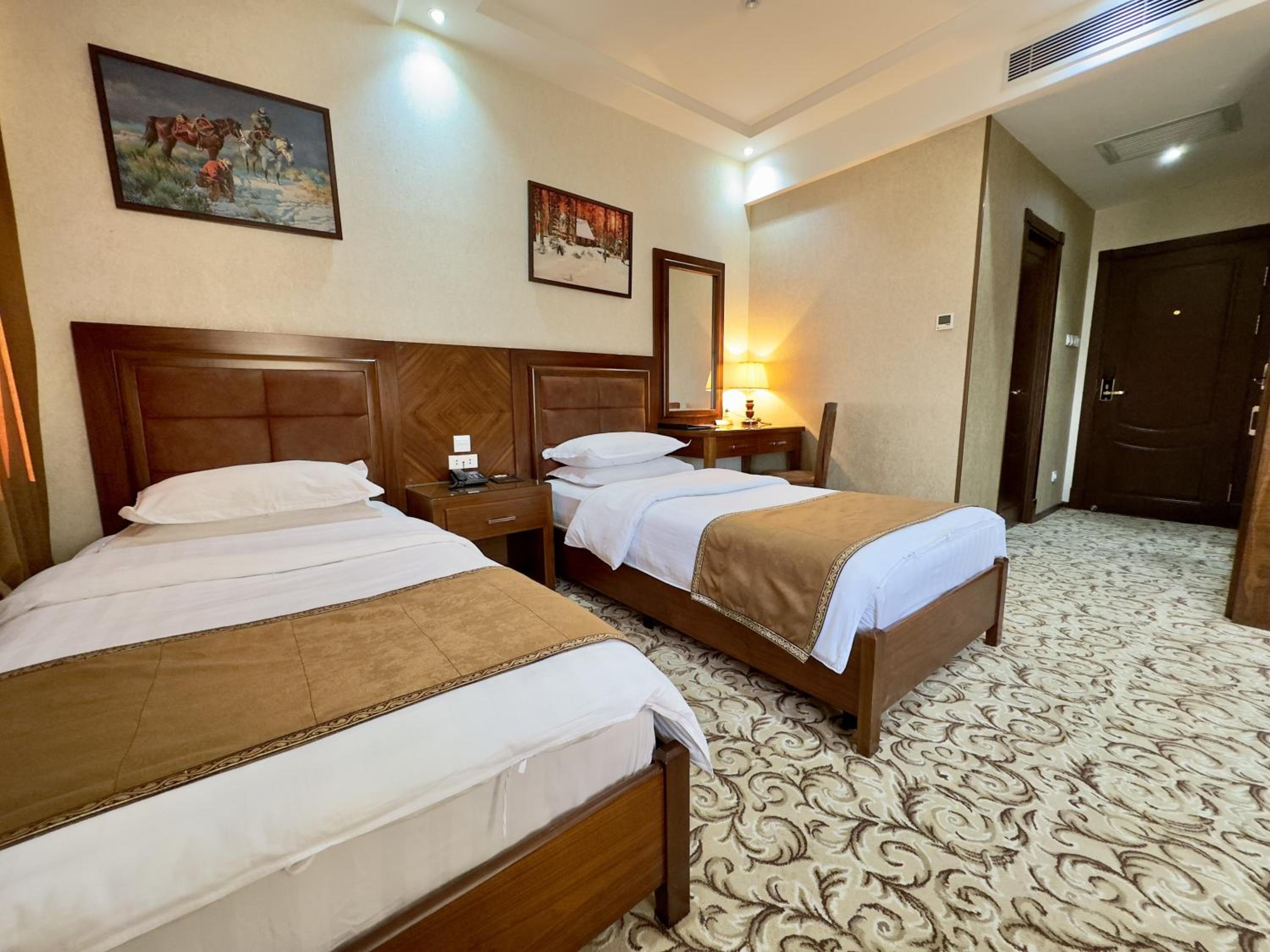 Standard Twin Room