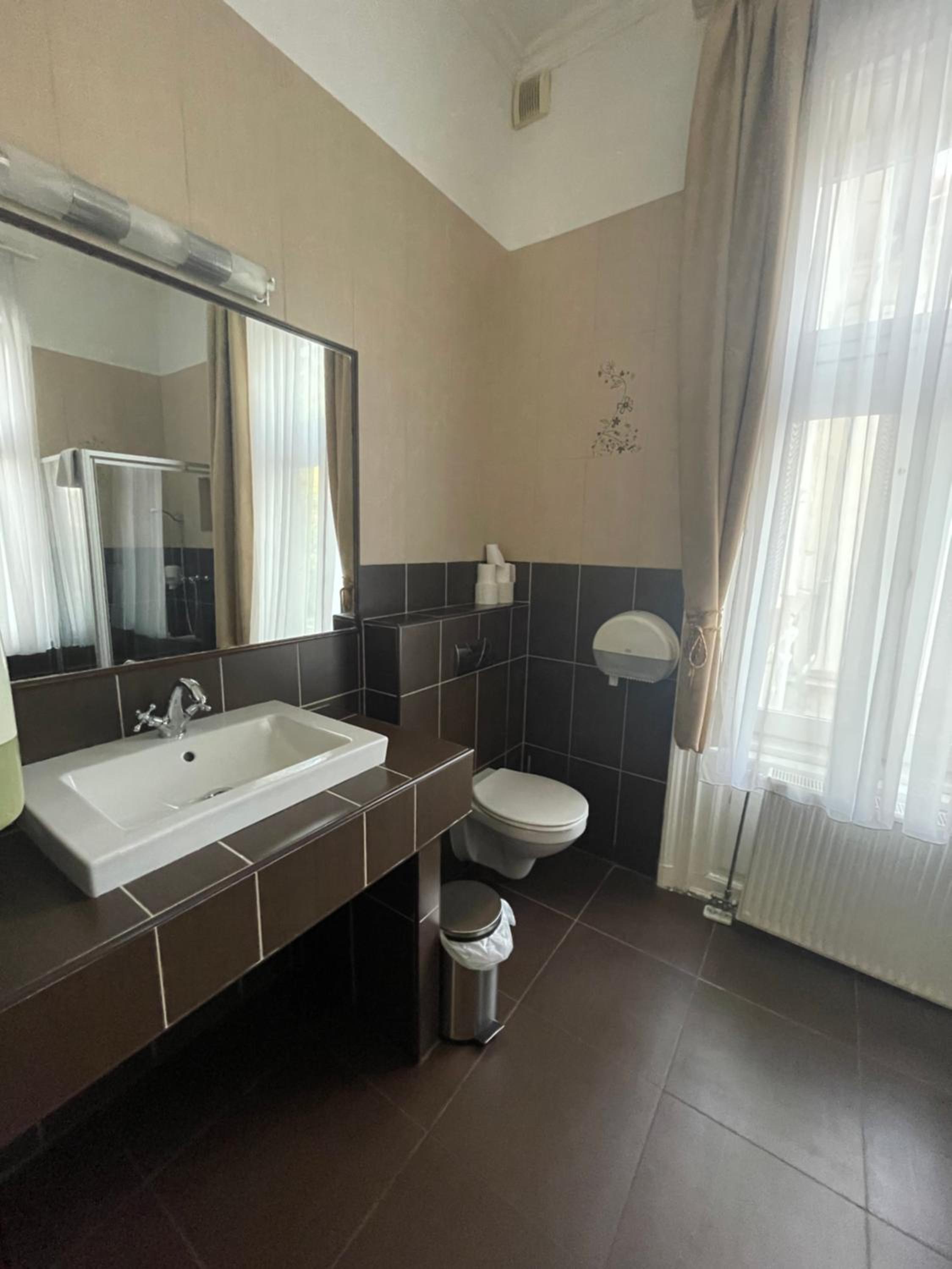 Quadruple Room - Photo 2