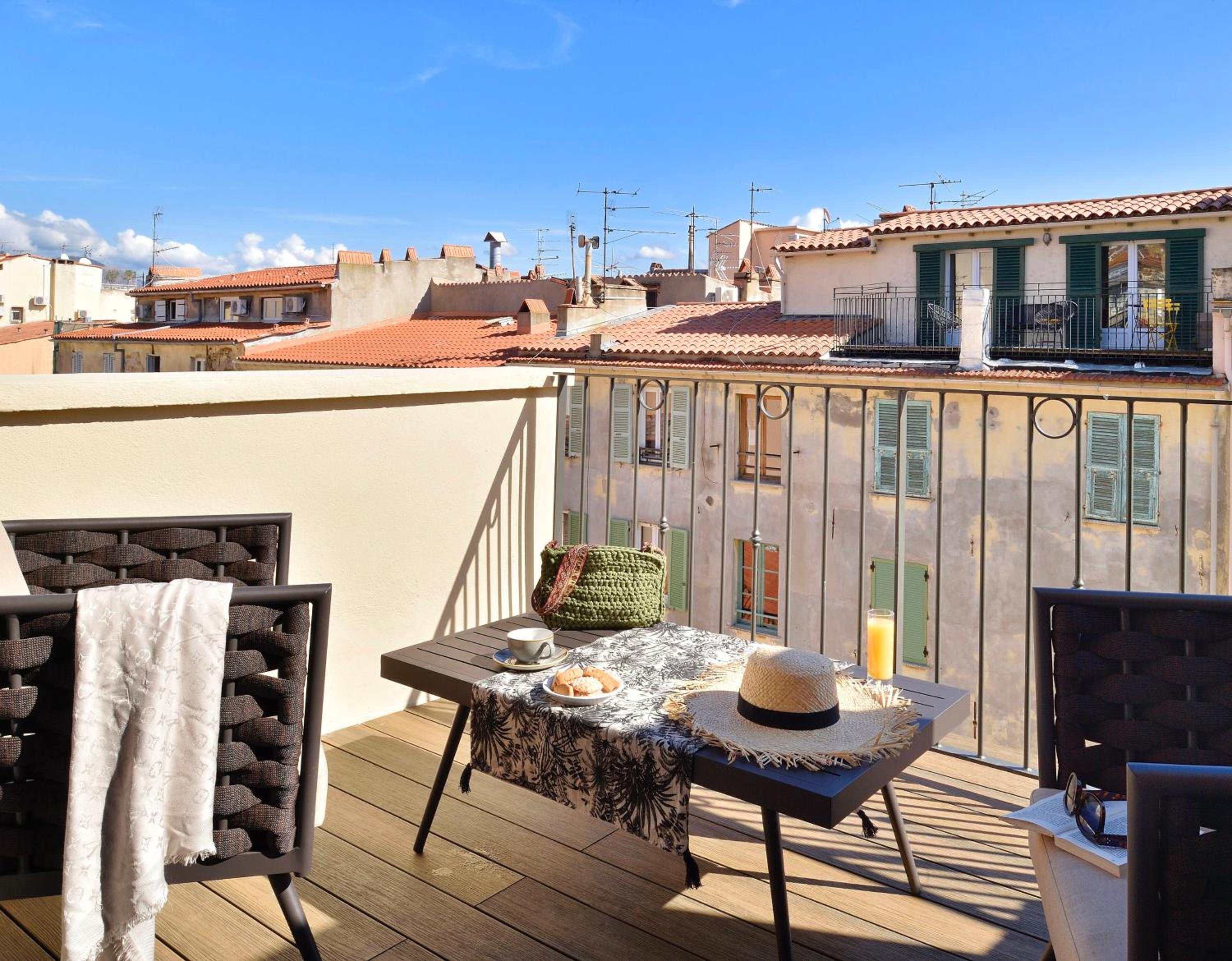 Double Room with Terrace - Photo 2