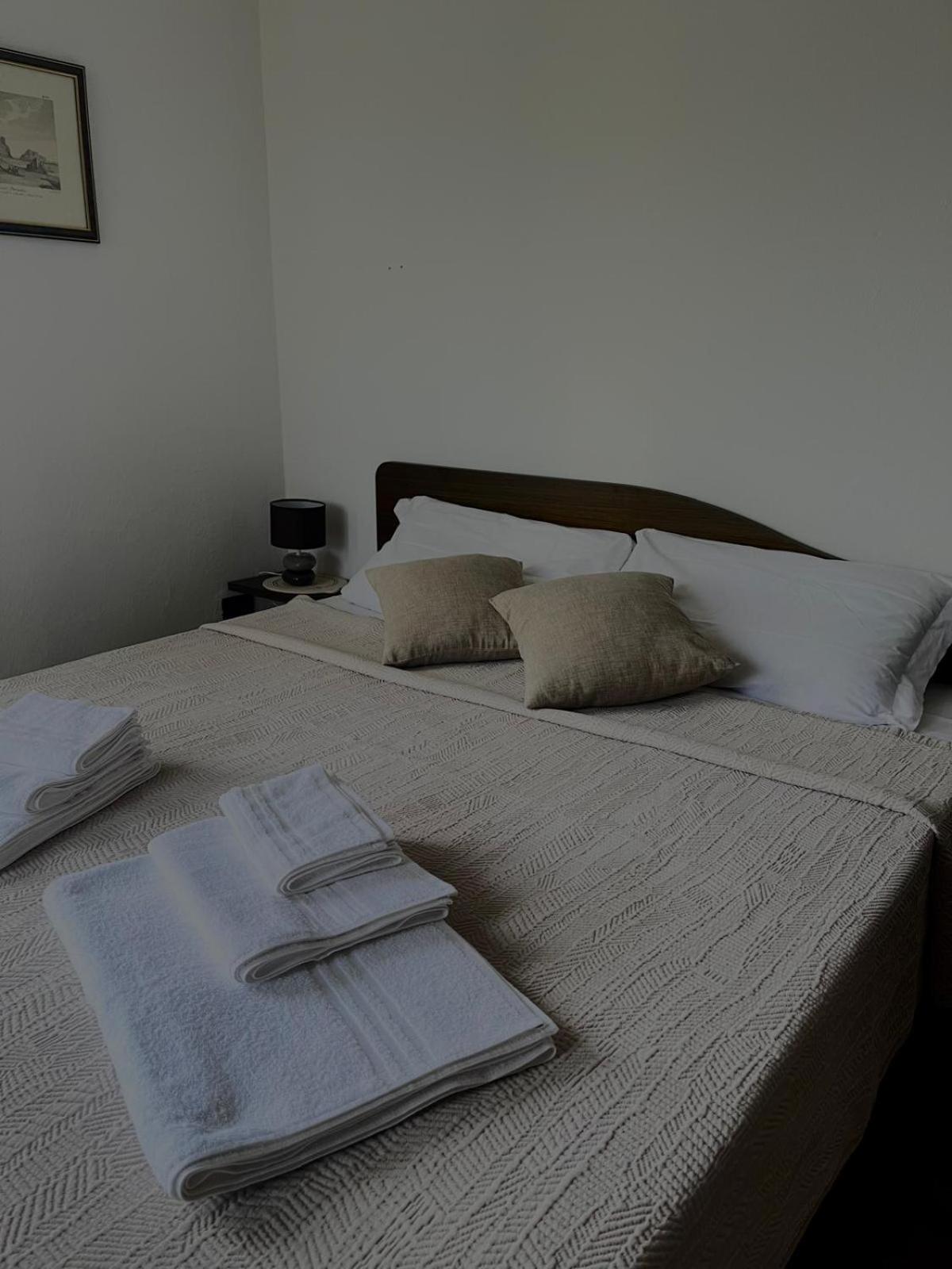 Double Room - Photo 11