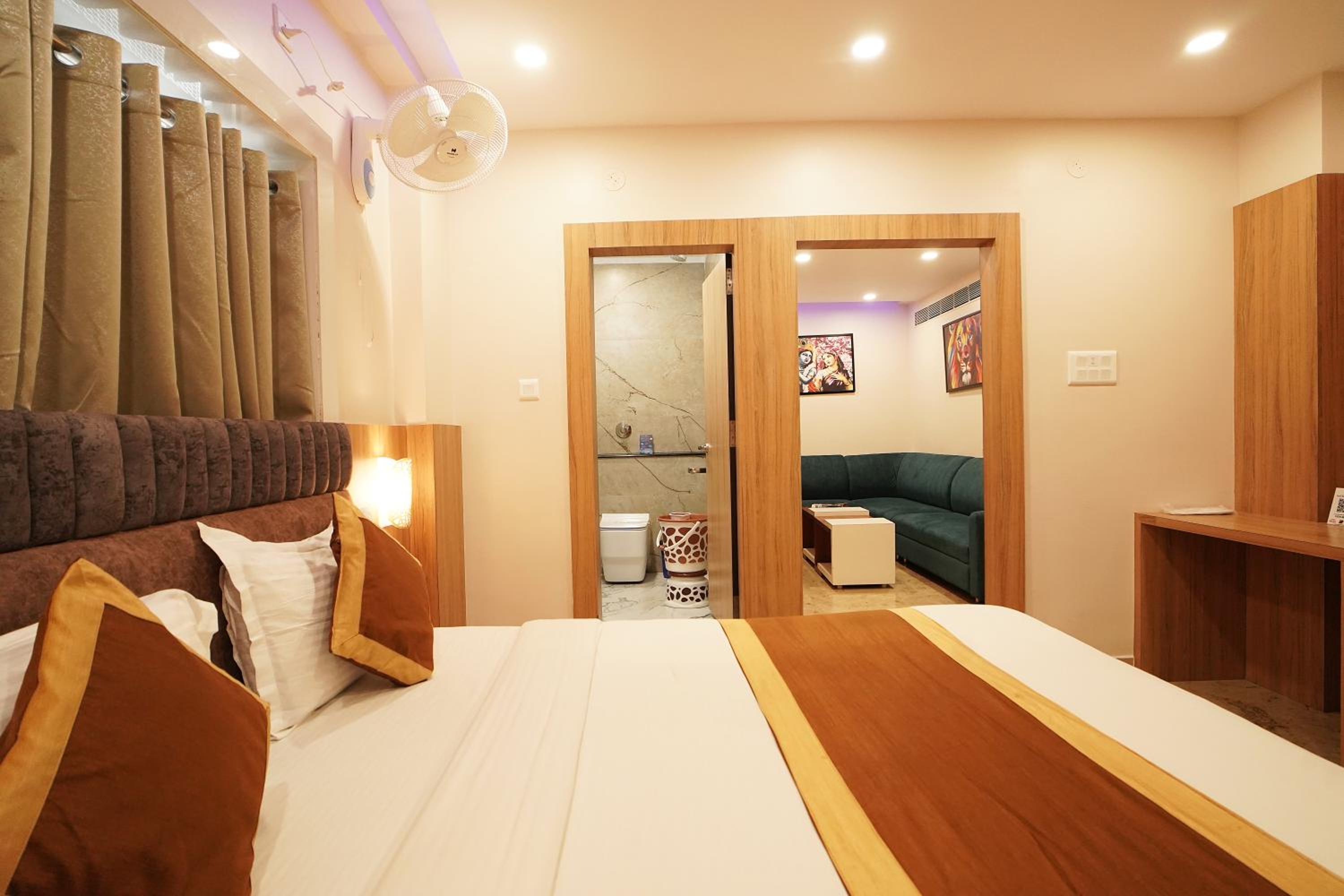 Suite - Photo 4