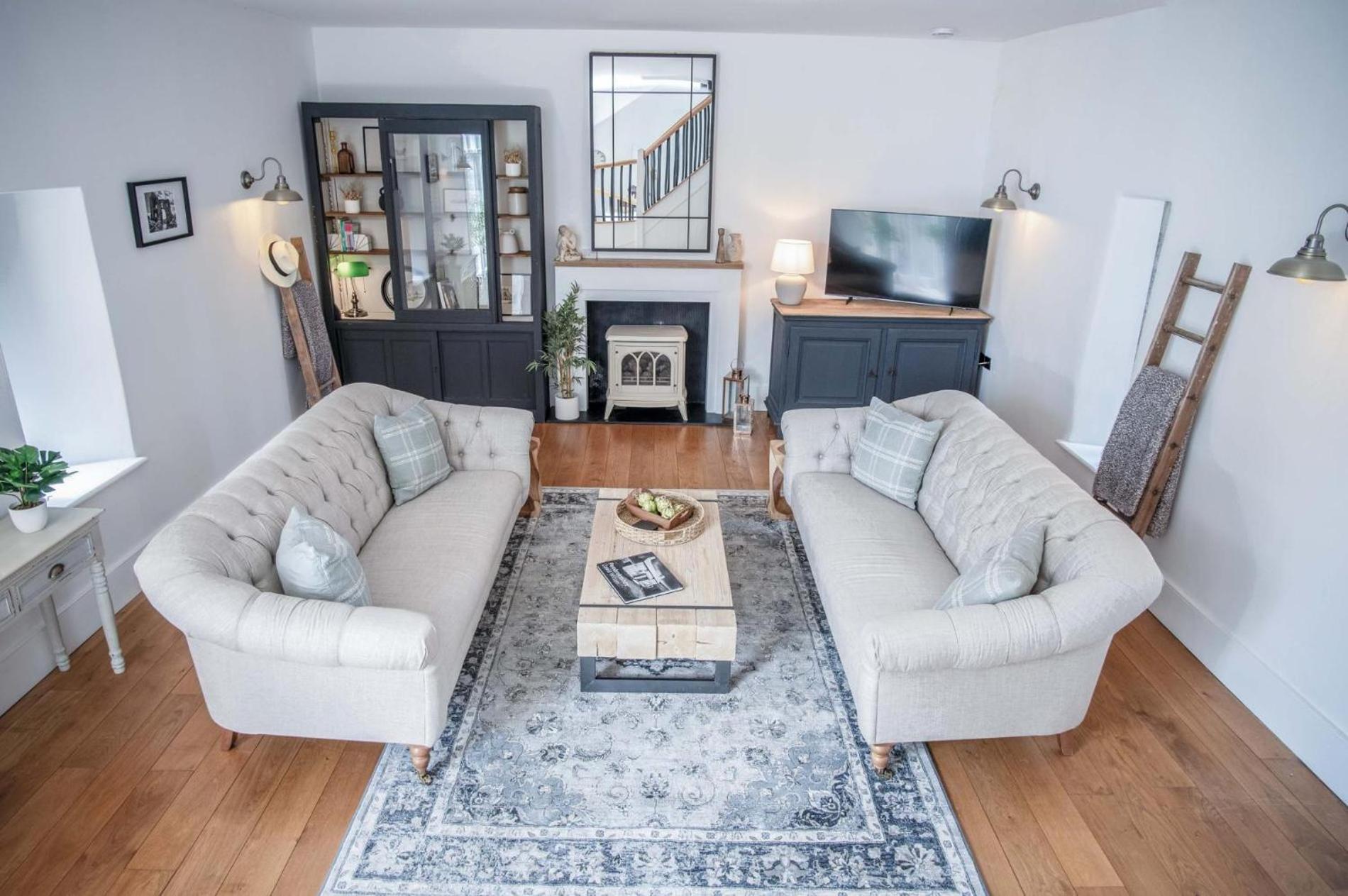 Three-Bedroom House photo 1