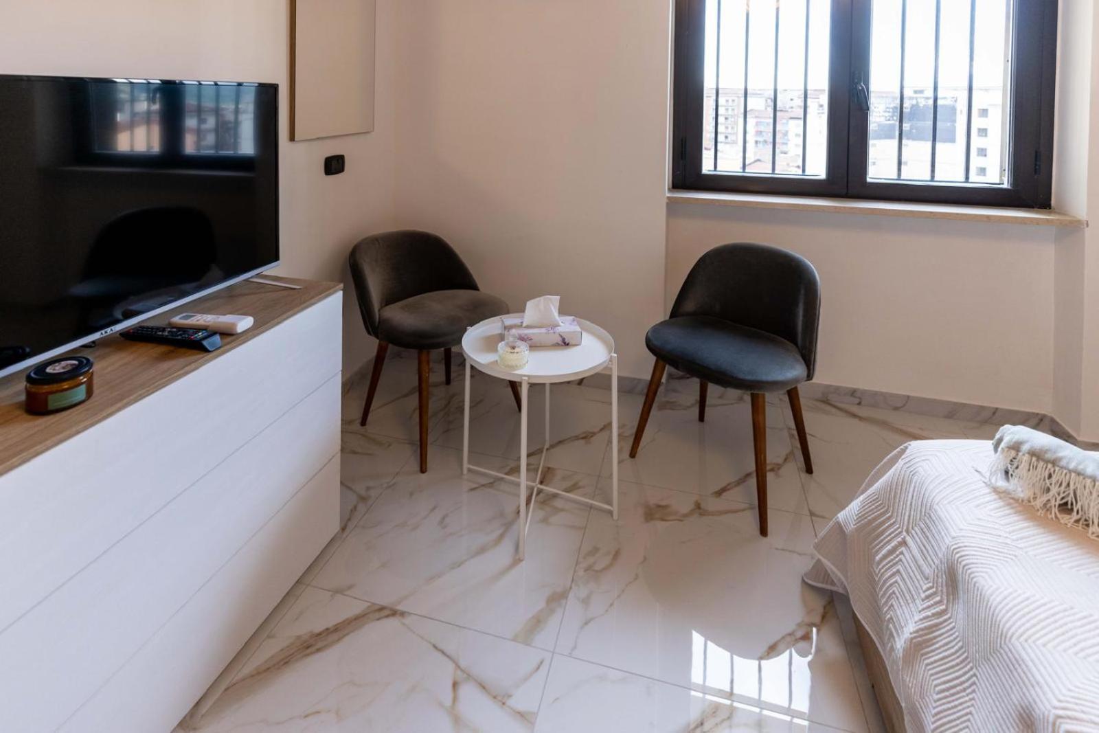 Large Double Room photo 2