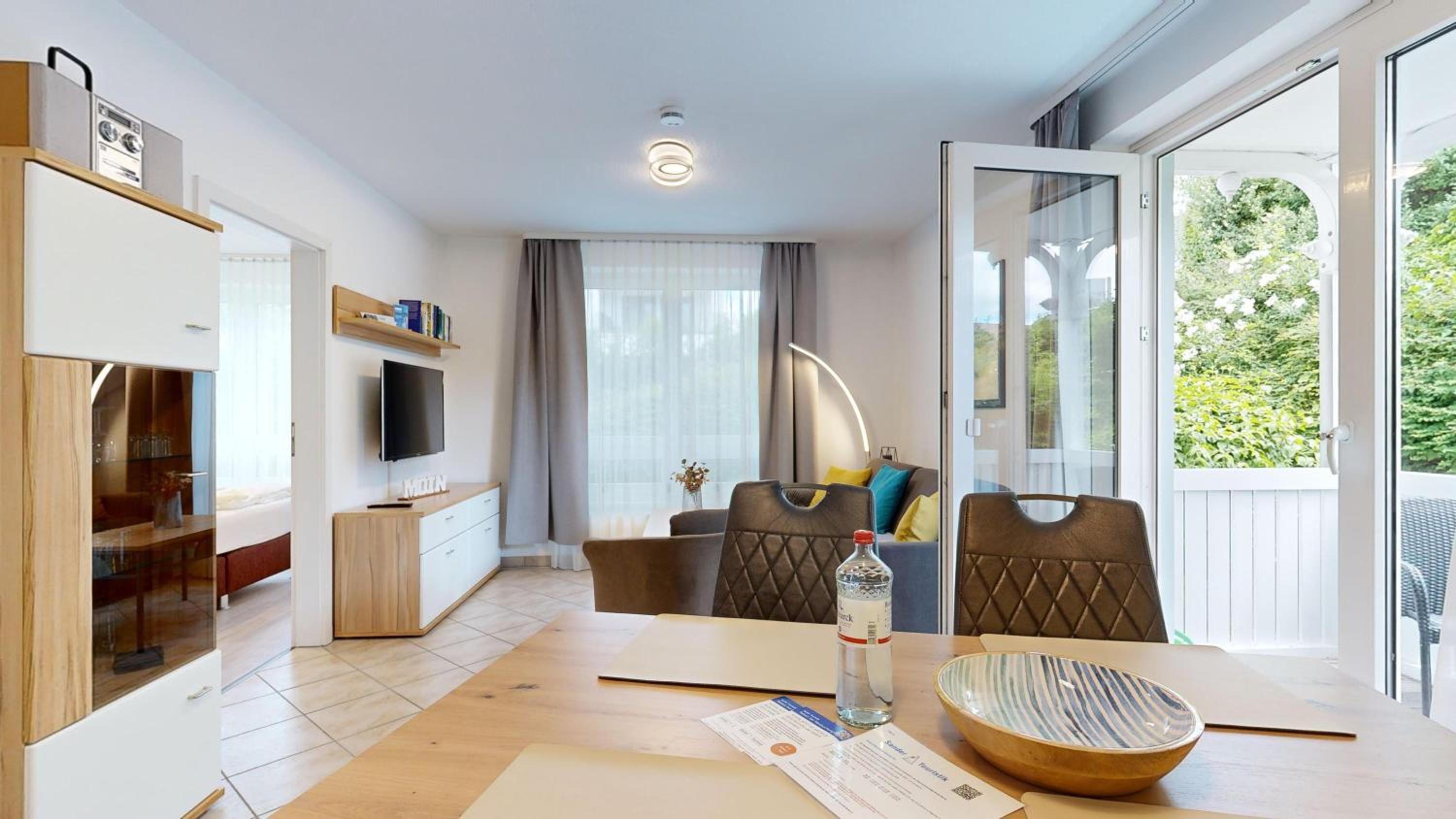 Comfort One-Bedroom Apartment with Balcony - 06 photo 2