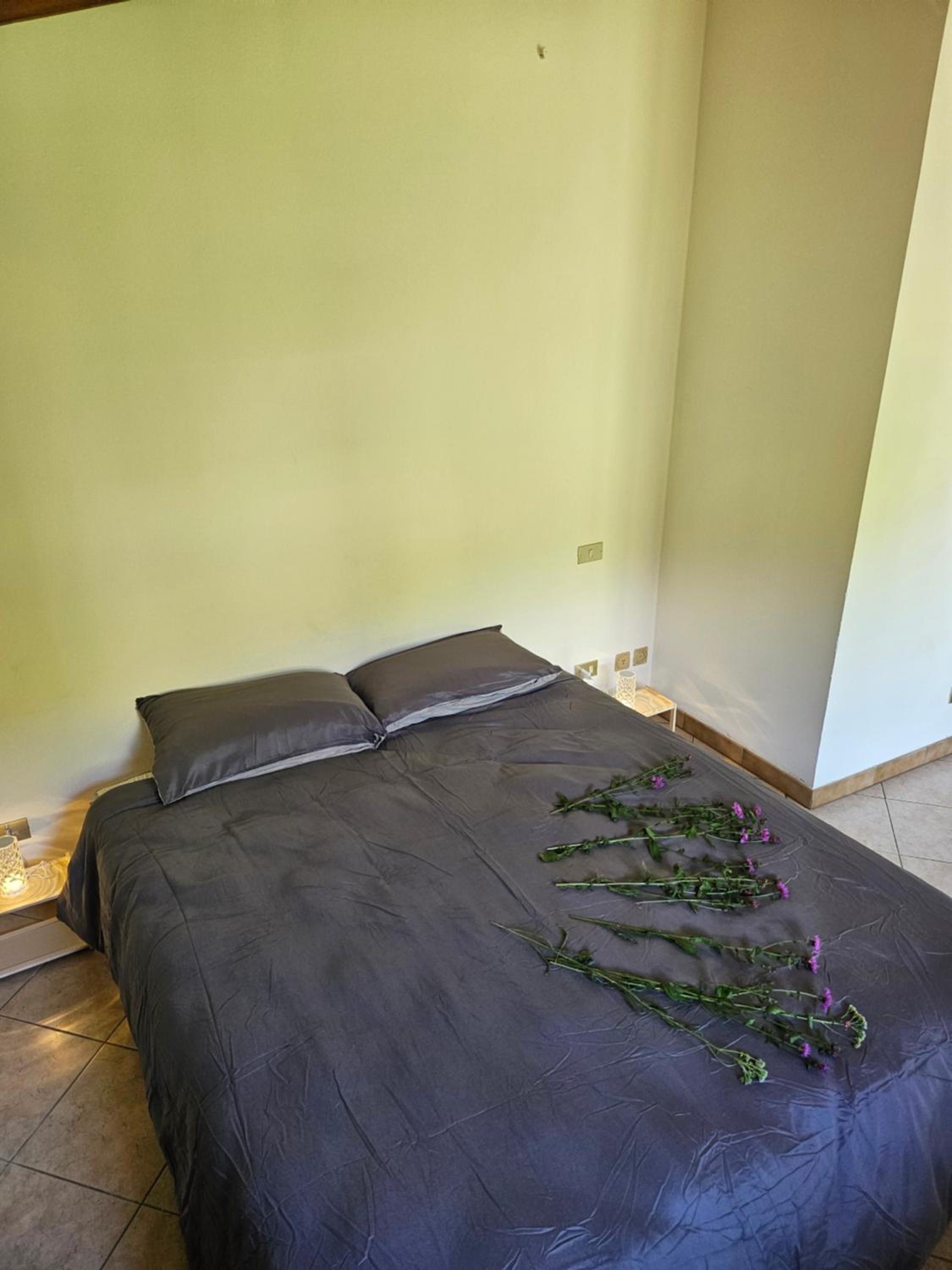 Two-Bedroom Deluxe Apartment with Balcony