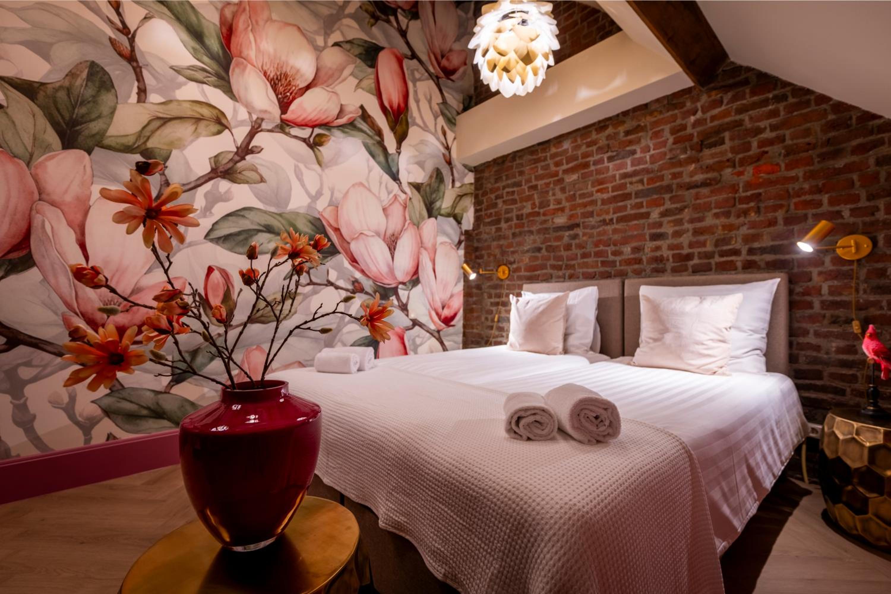 Deluxe Double or Twin Room - Photo 11