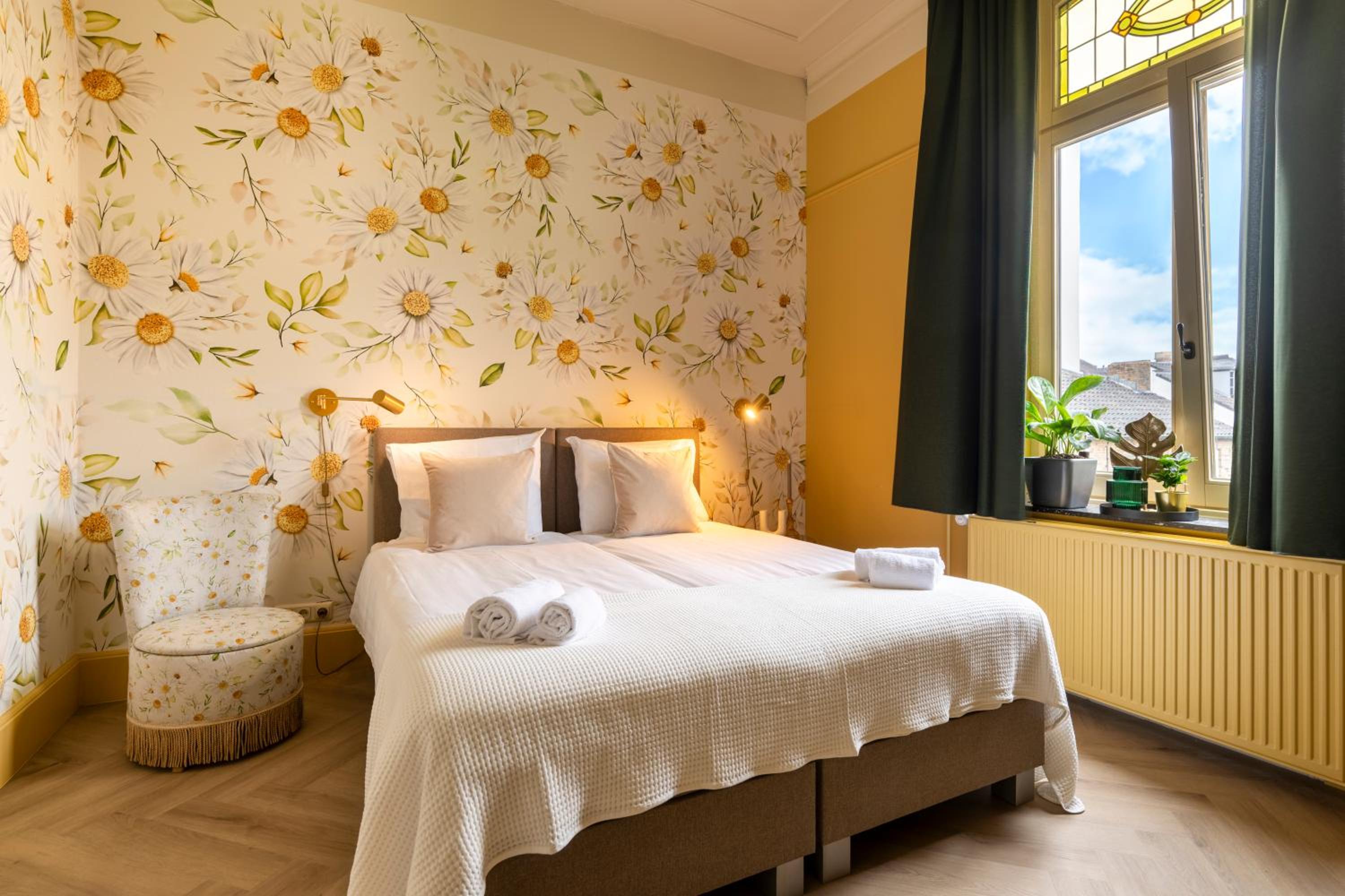 Standard Double Room - Photo 18