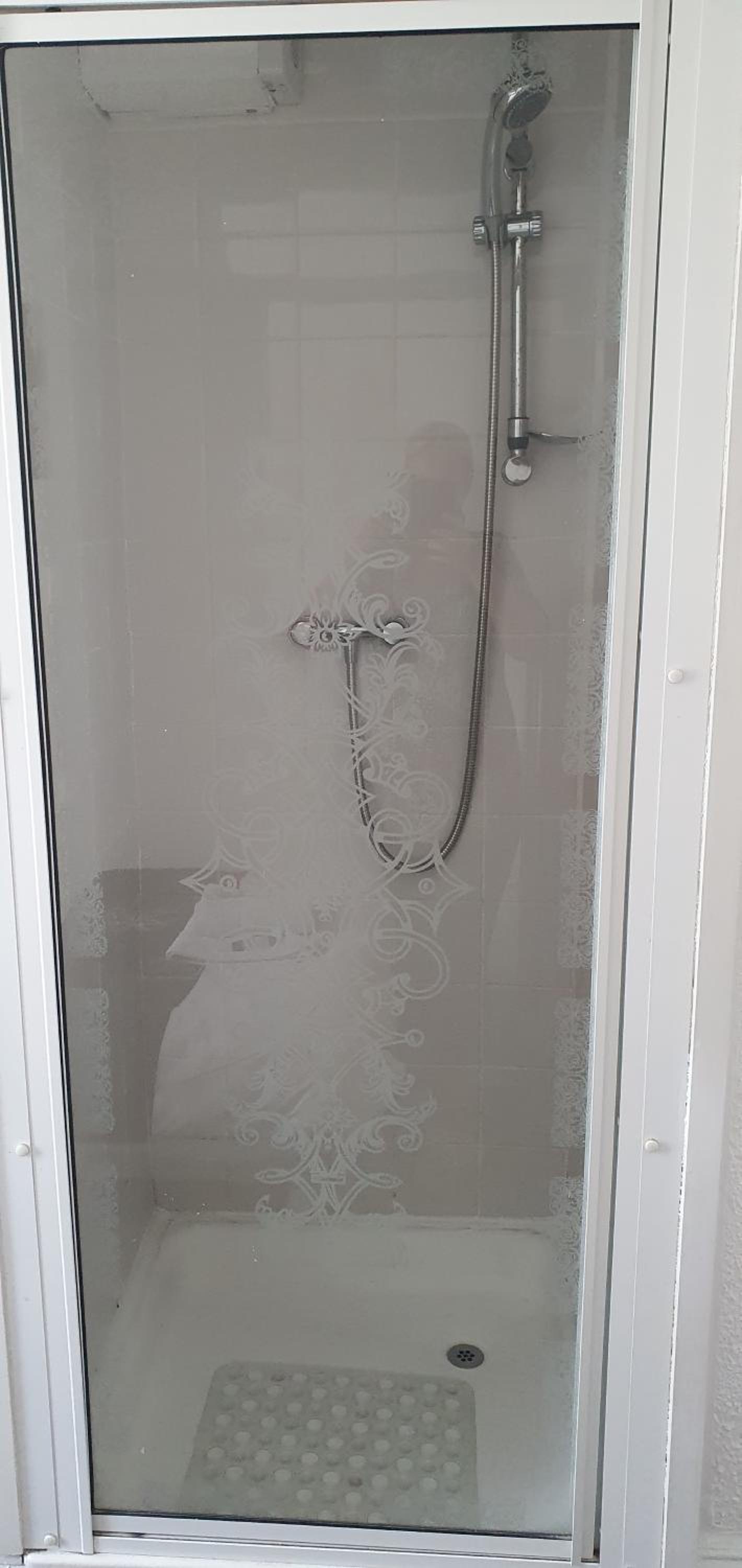 Double Room with Private Bathroom - Photo 6