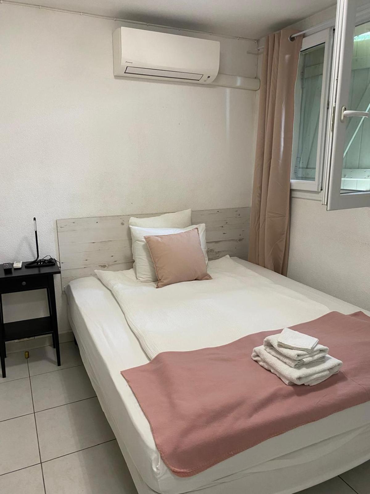Single Room with Balcony photo 1