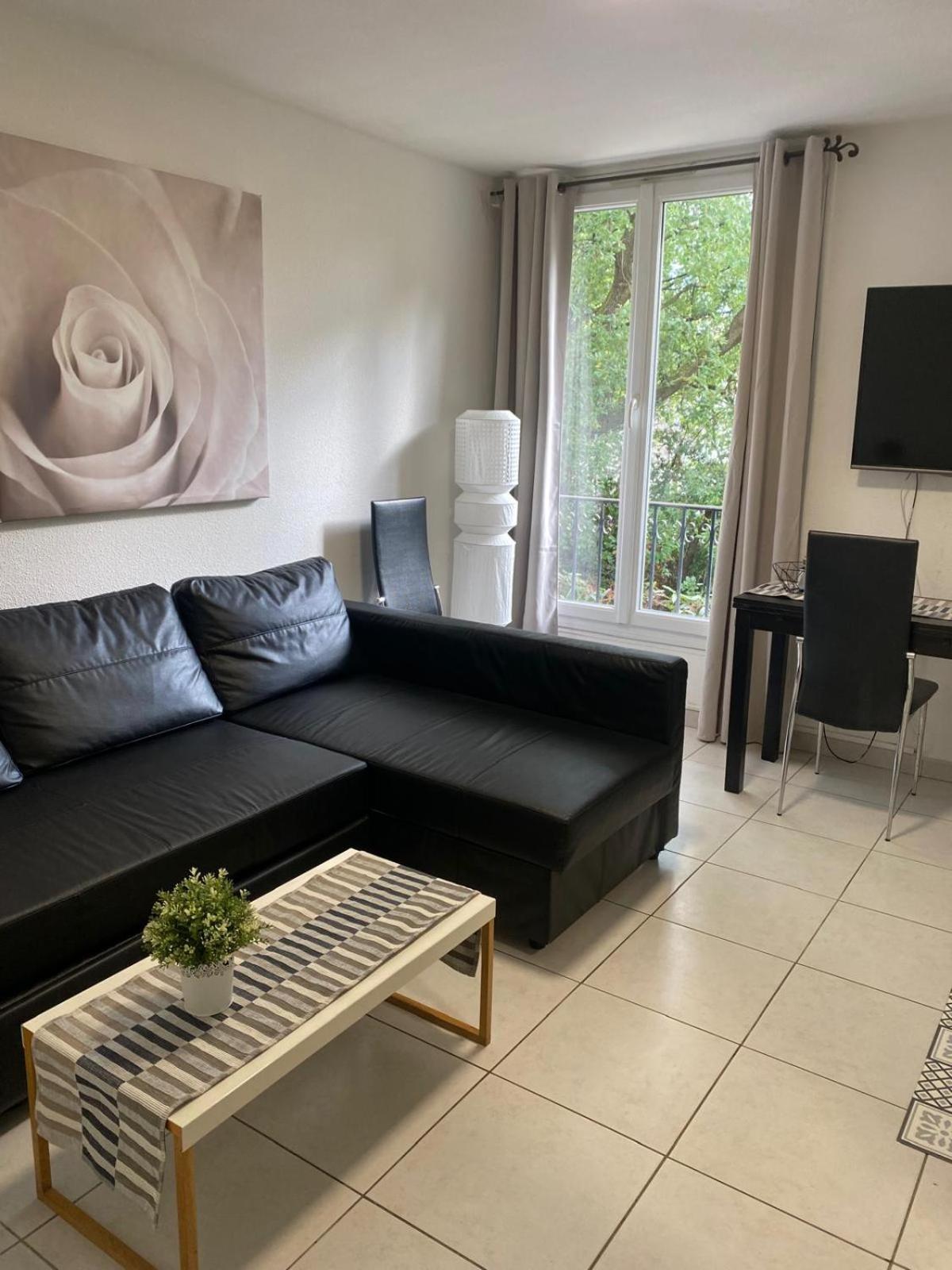 Apartment - Photo 17