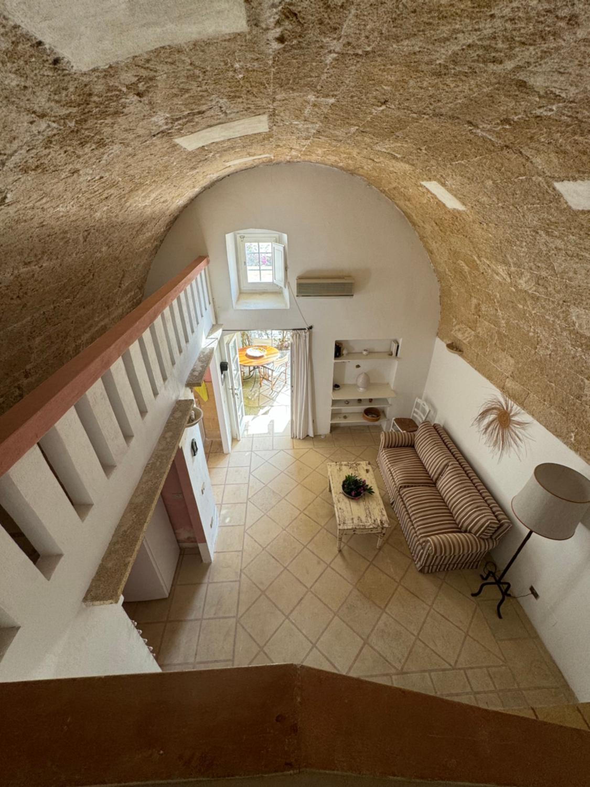 Maisonette photo 1