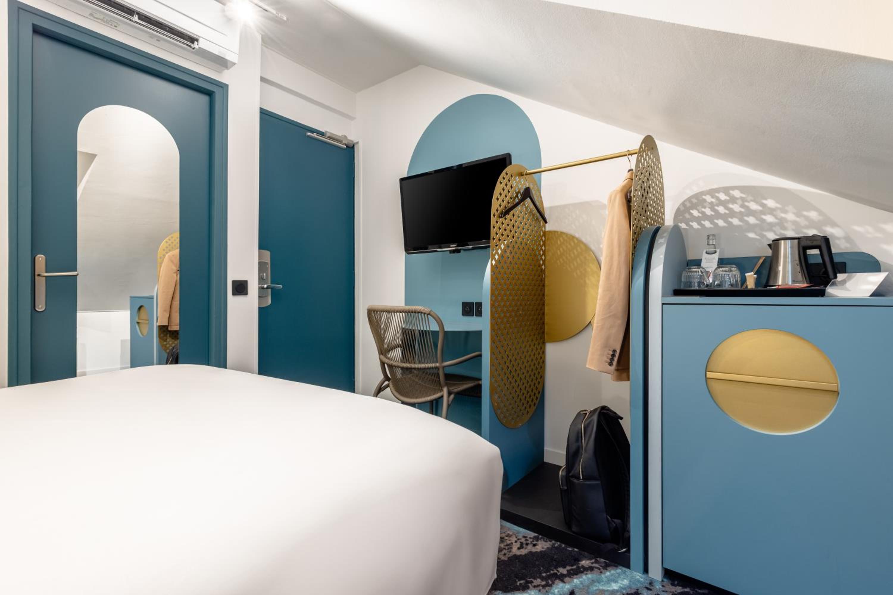 Classic Attic Room with Double Bed
