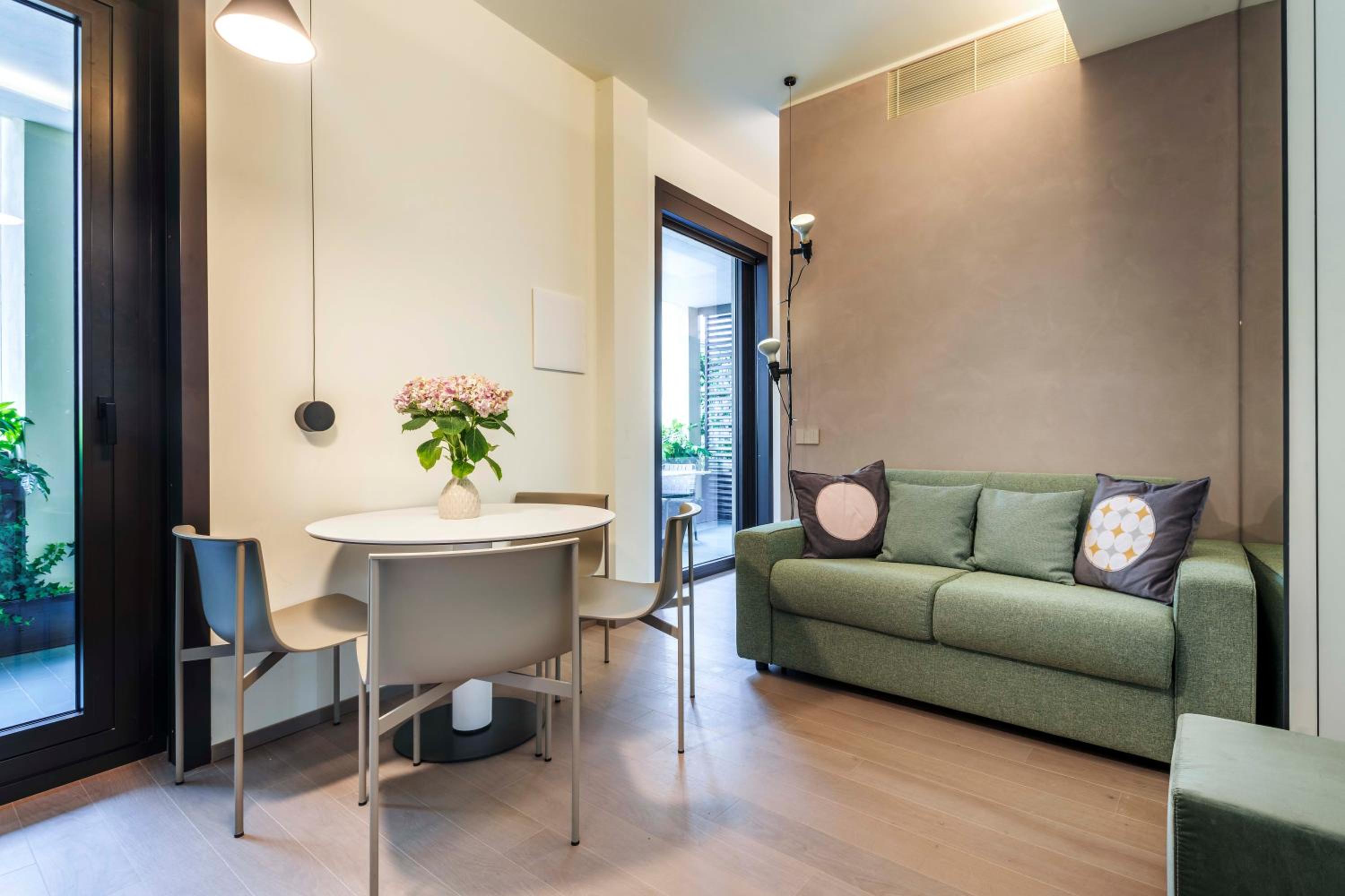 One-Bedroom Apartment with Terrace