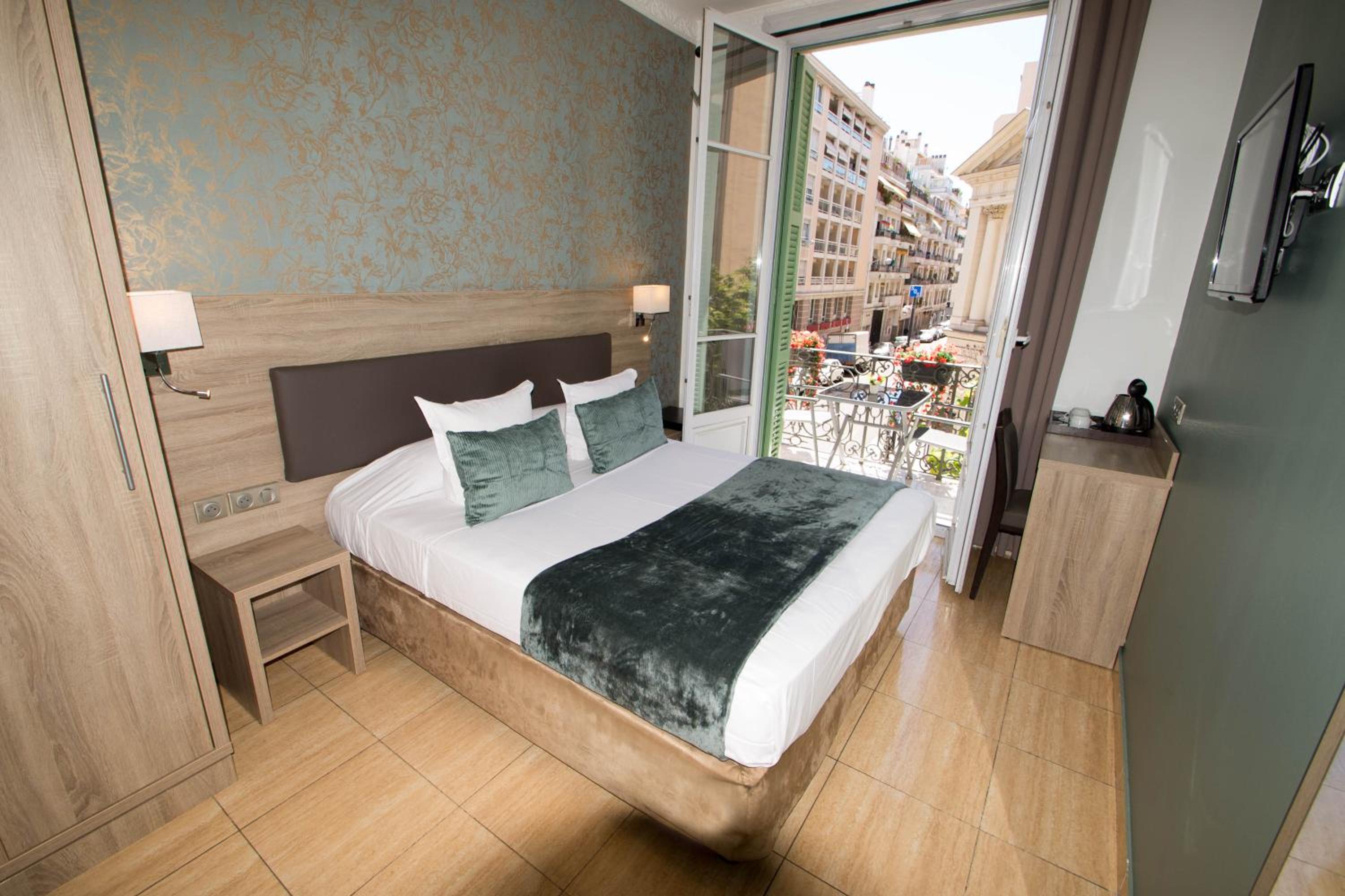 Superior Double Room with Terrace - Photo 8