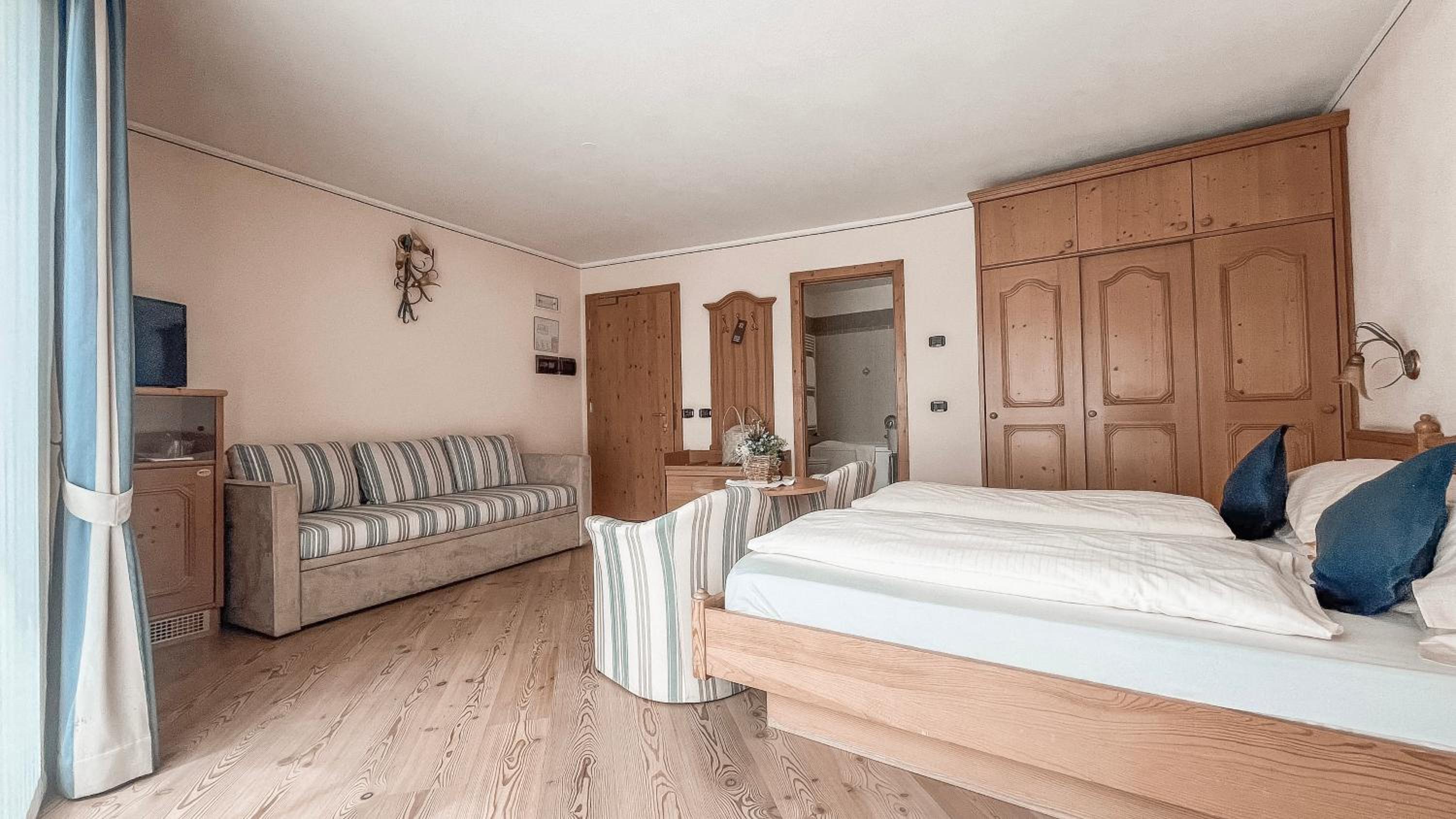 Triple Room with Balcony photo 2