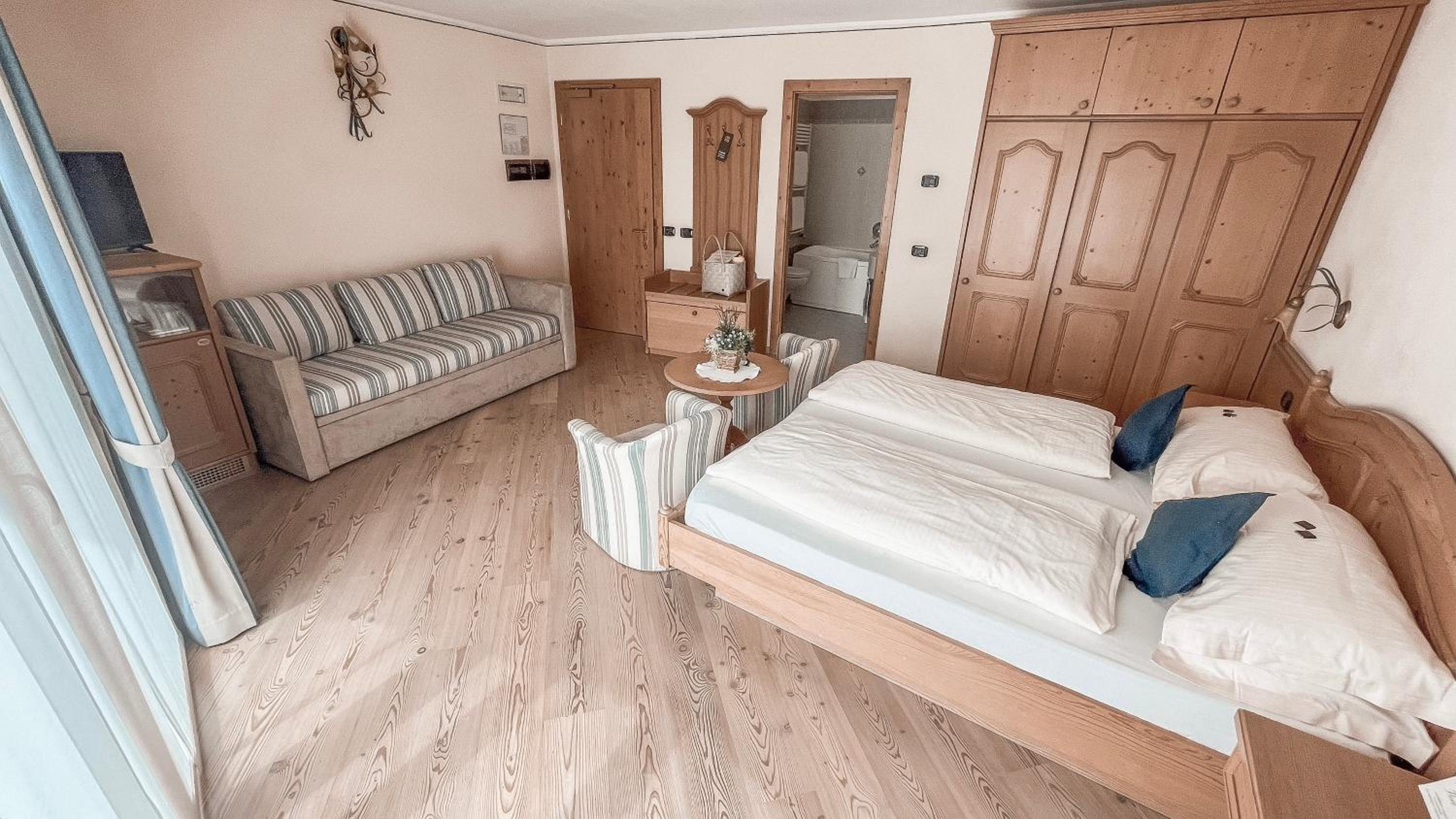 Triple Room with Balcony photo 3