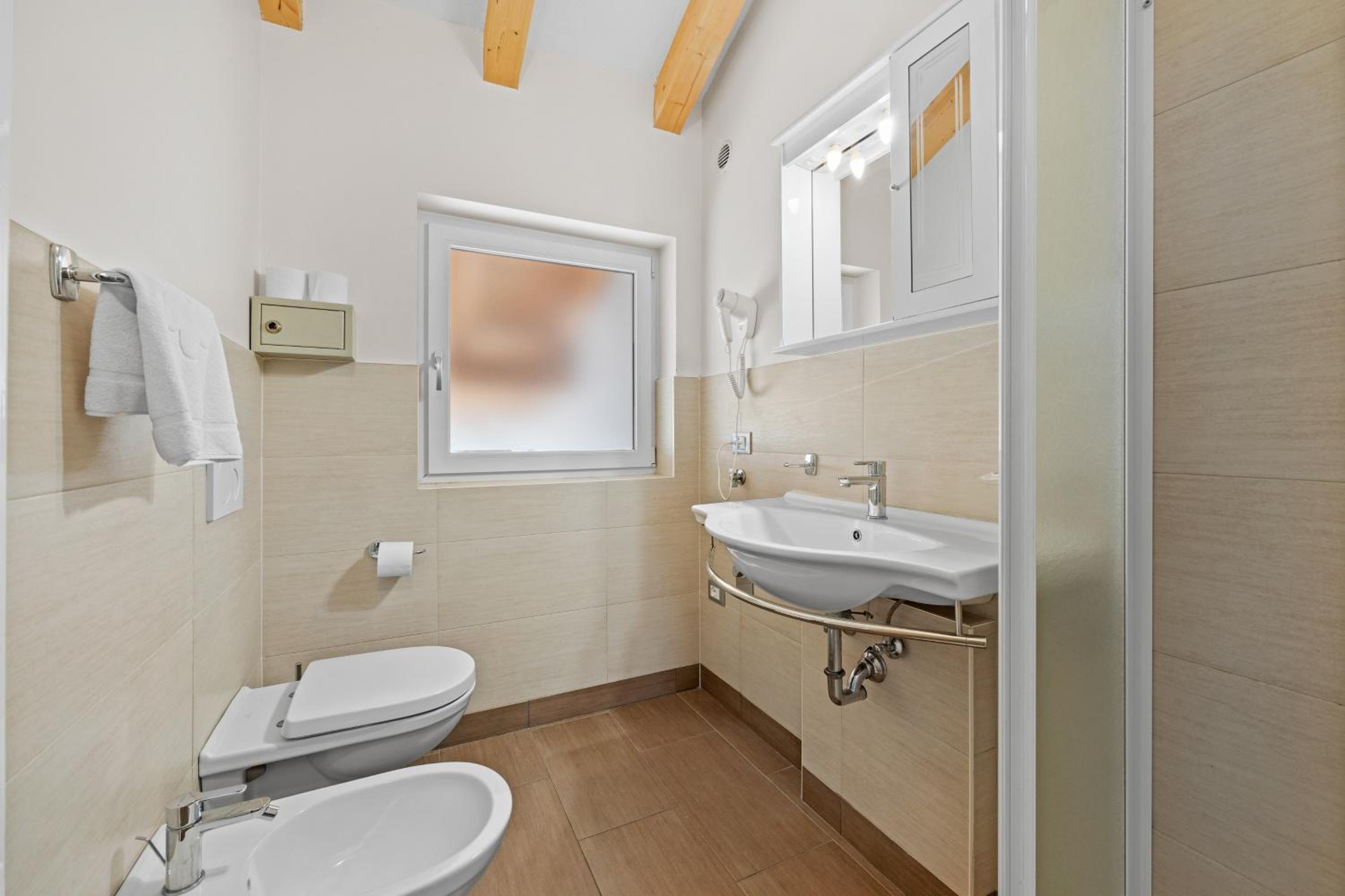 Superior Two-Bedroom Apartment - Attic (6 people) photo 3