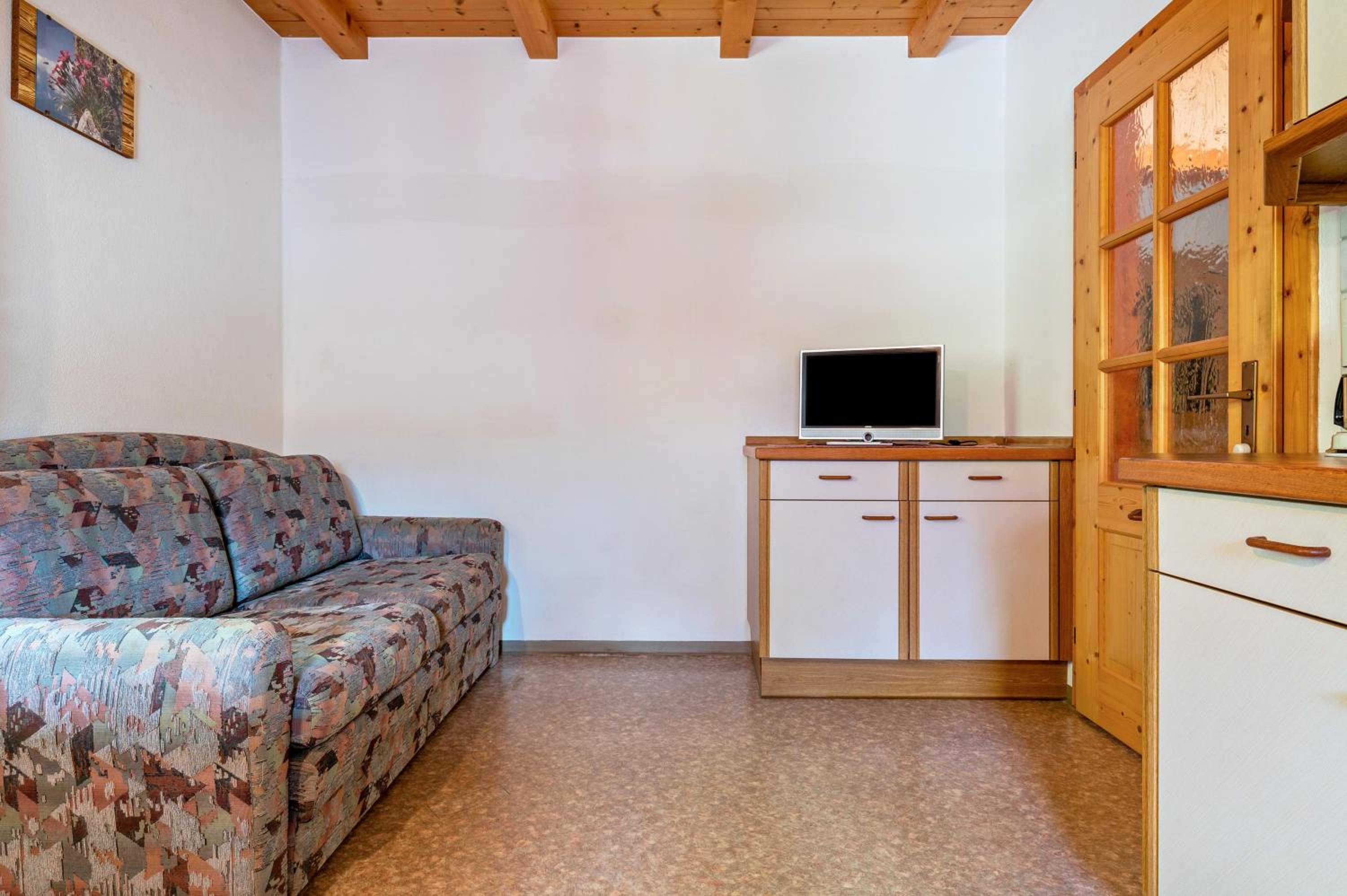 Superior One-Bedroom Apartment photo 1