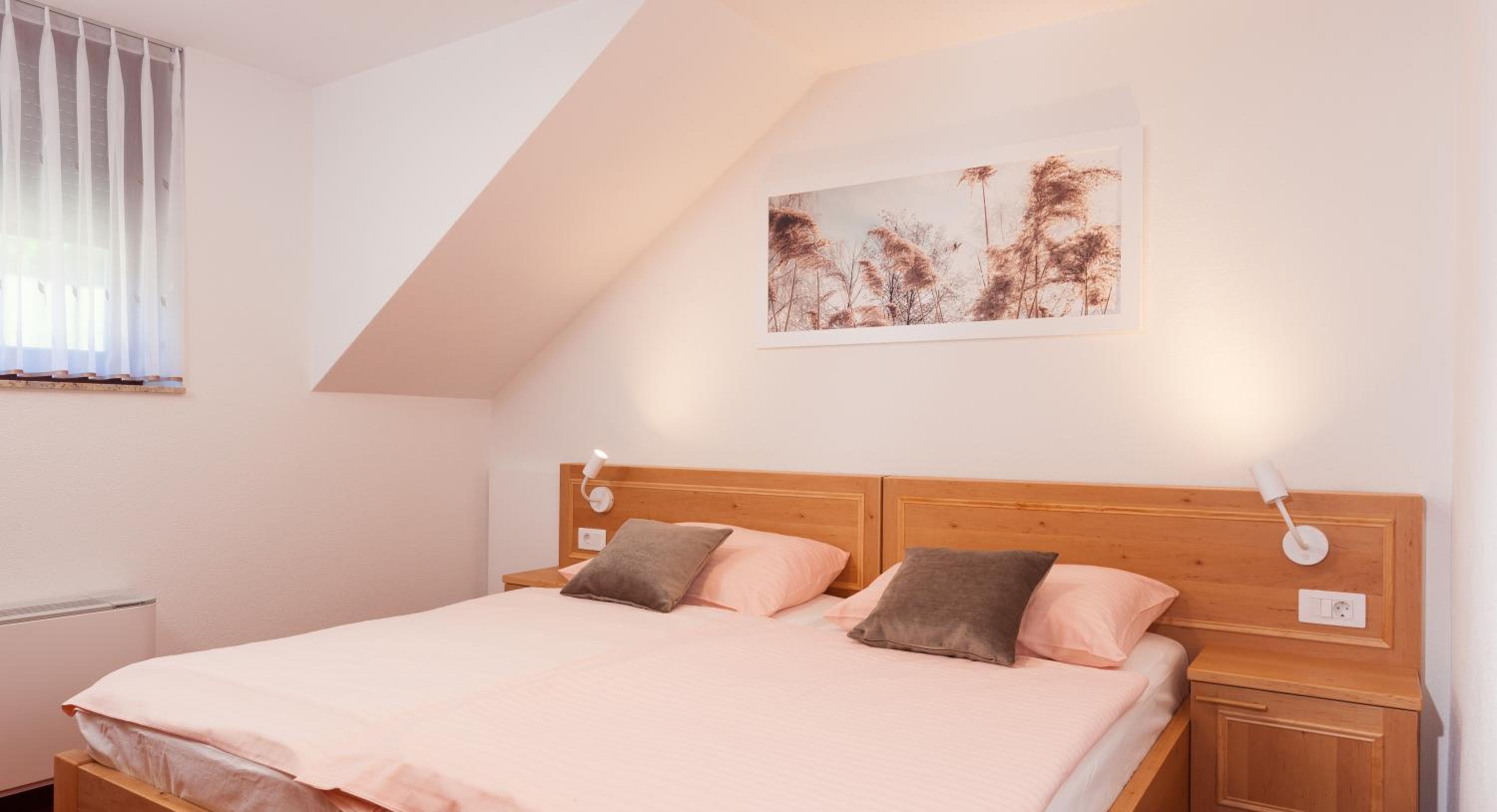 Double Room with Private Bathroom photo 1