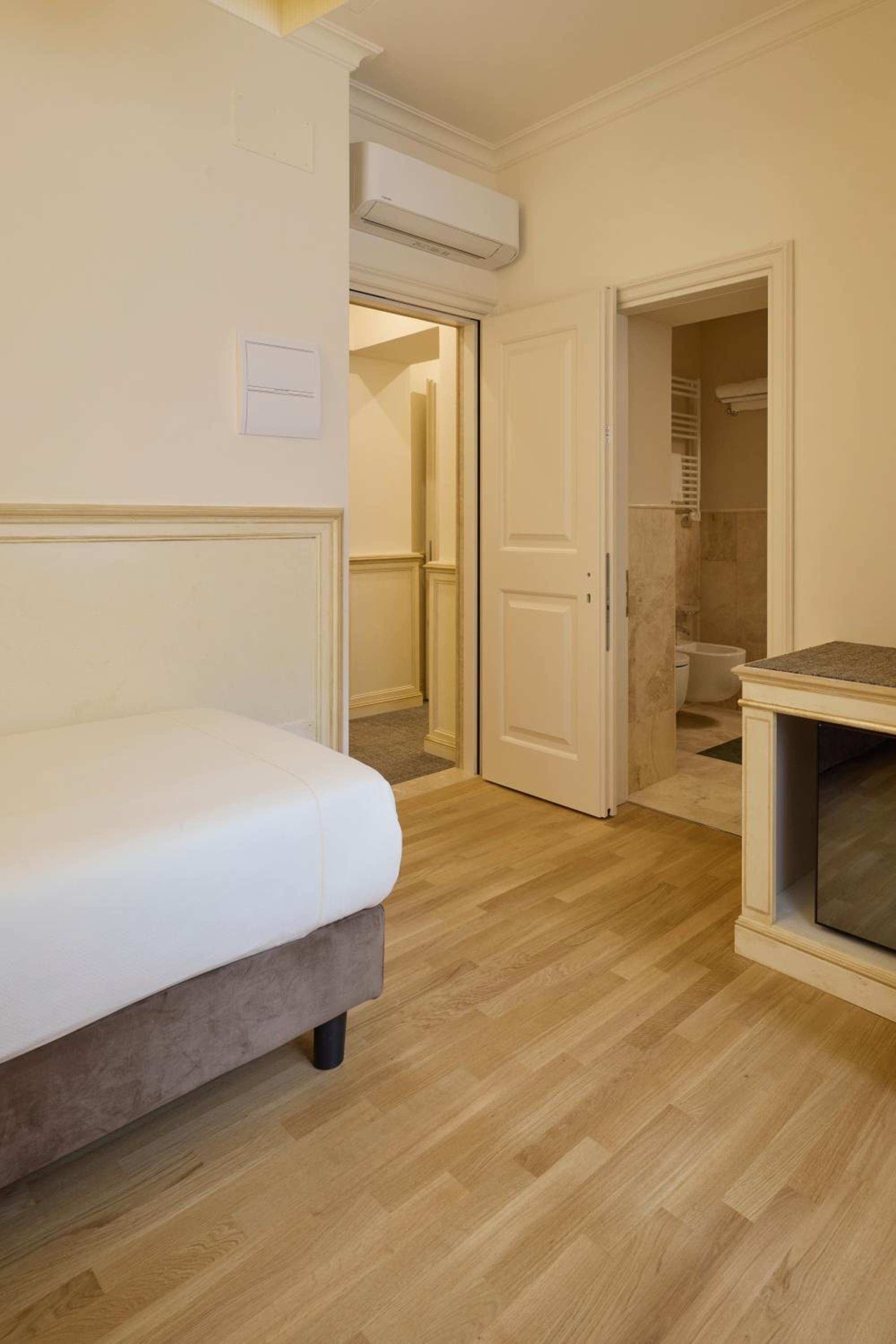 Standard Single Room in Dependence photo 2