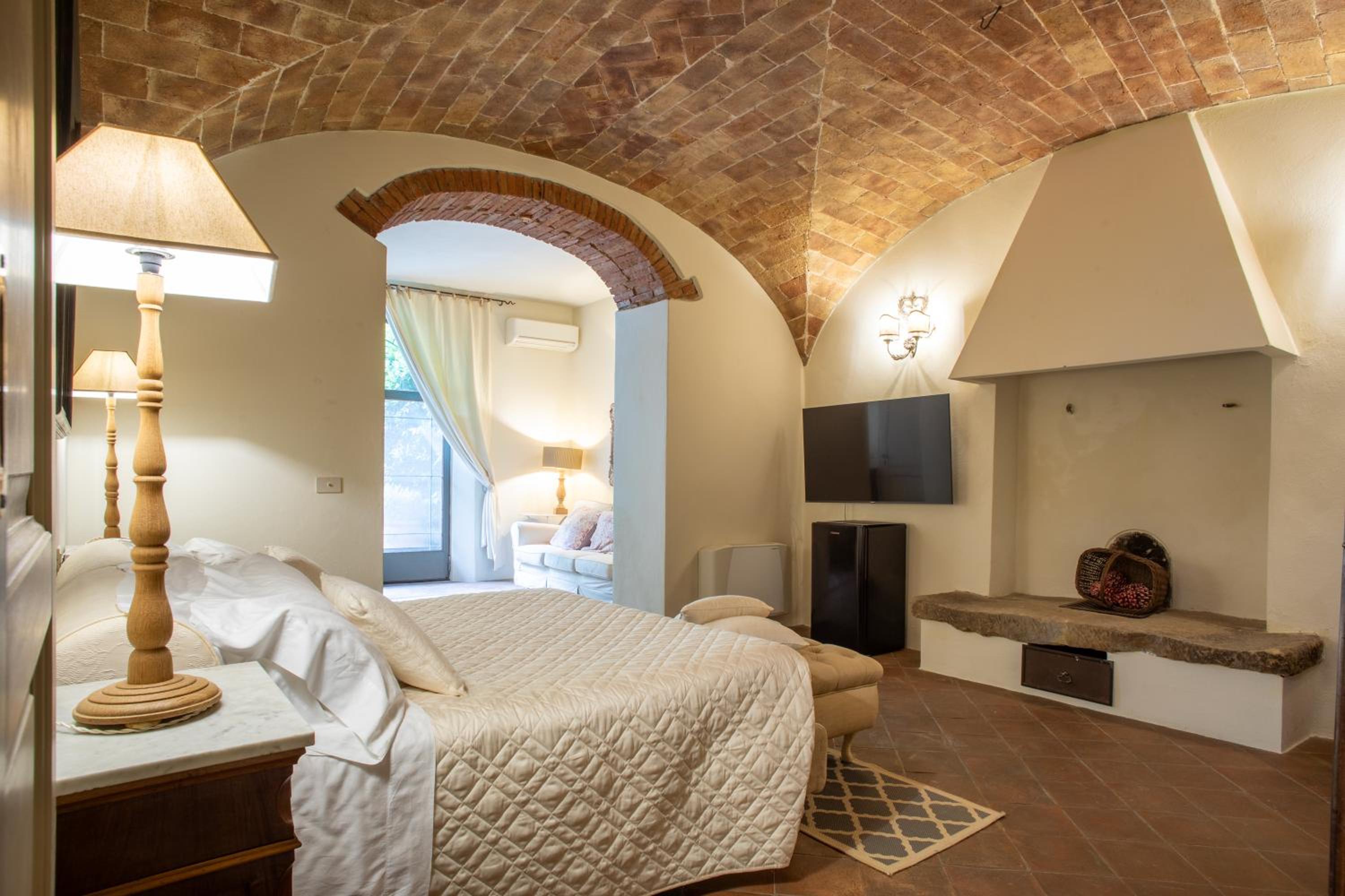 Family Suite - Photo 14
