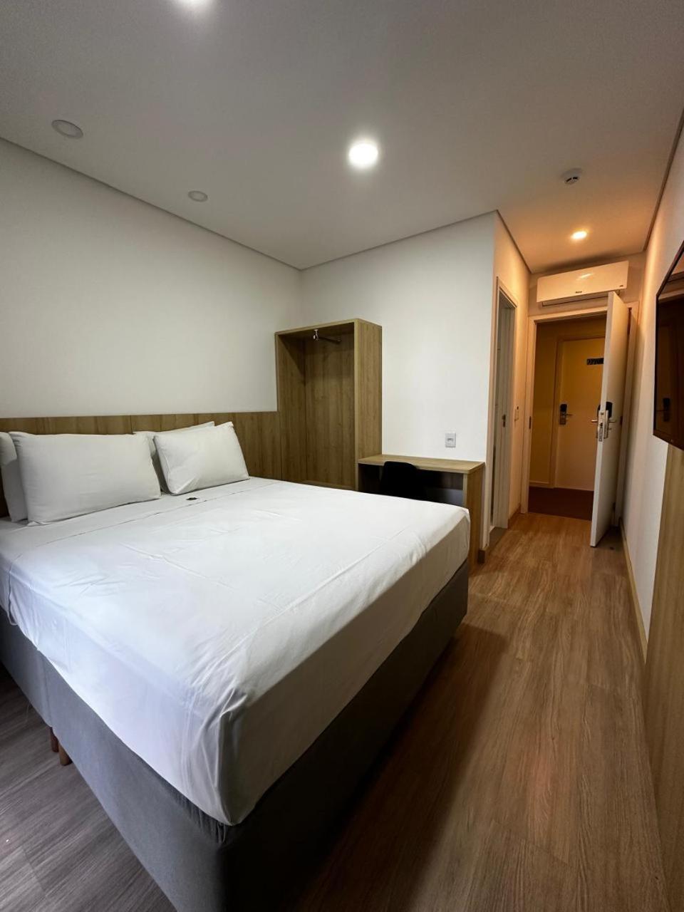 Double Room - Photo 1