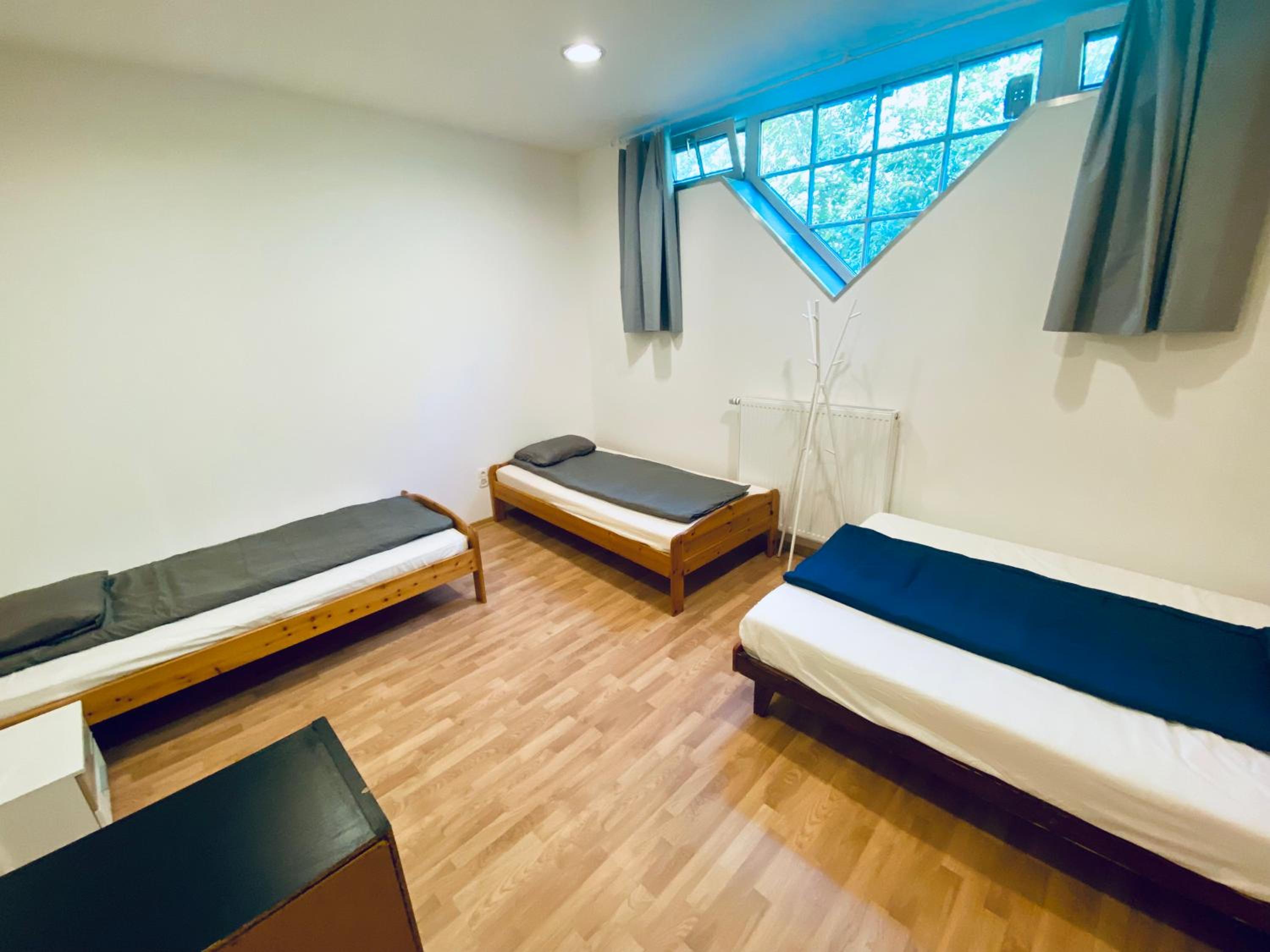 Quadruple Room with Shared Bathroom photo 1