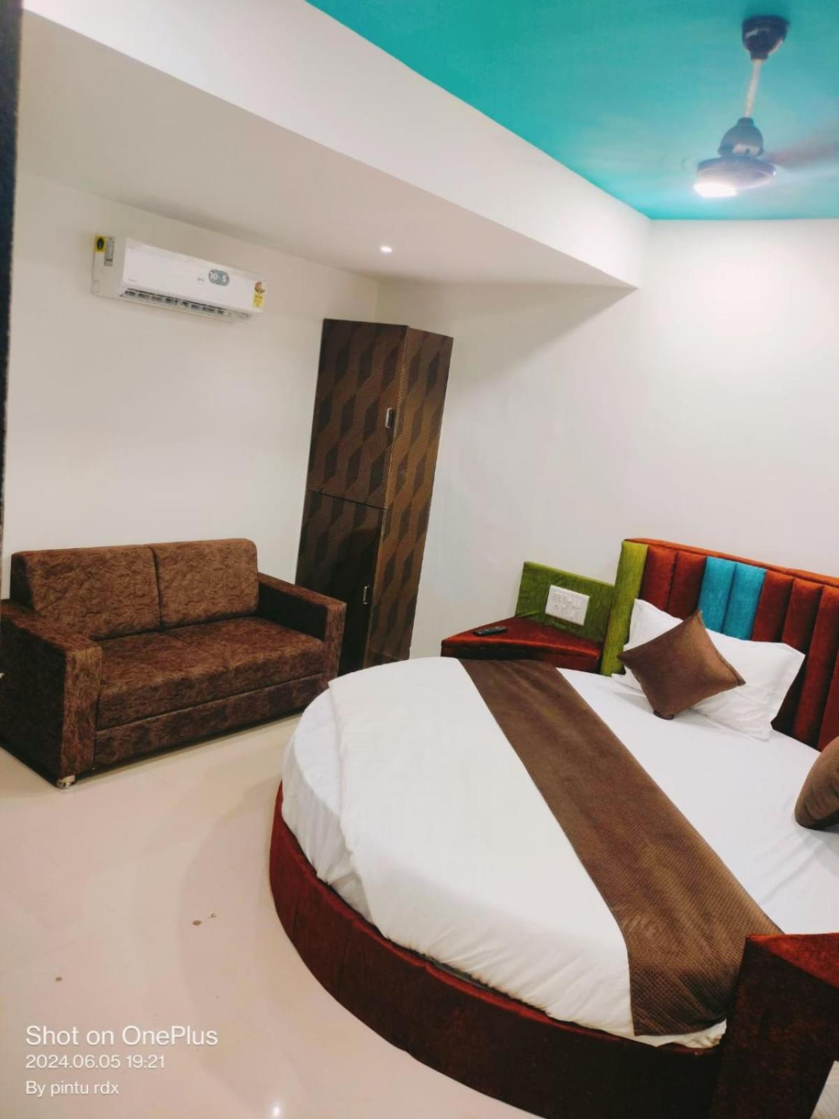 King Suite photo 3
