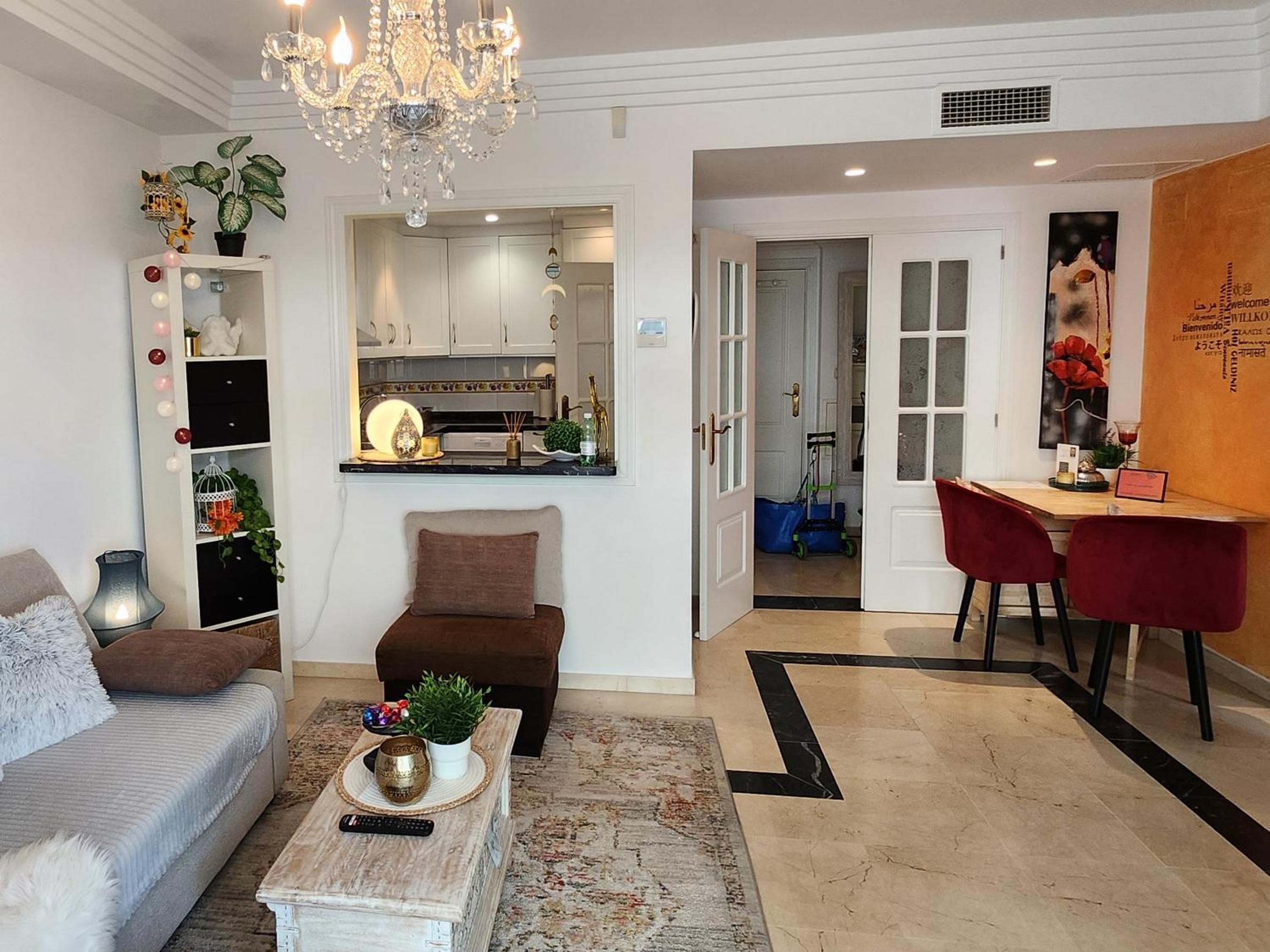 One-Bedroom Apartment - Photo 30