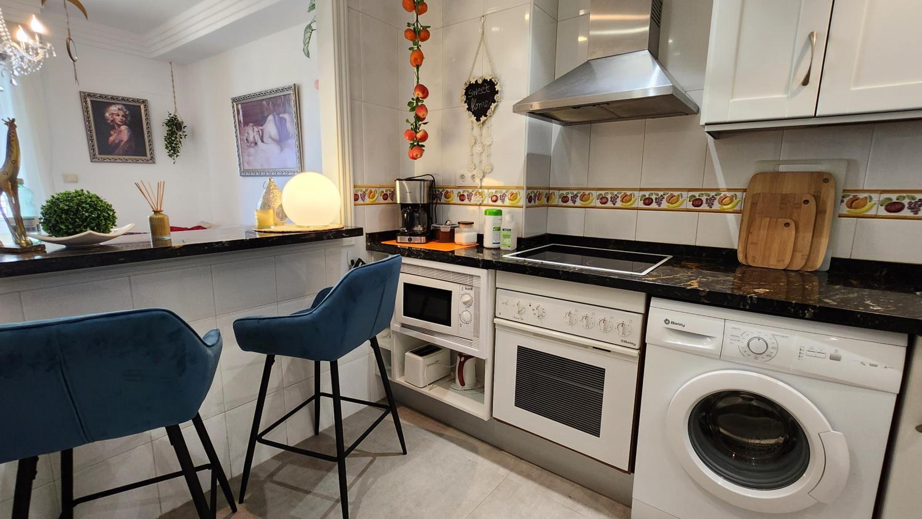 One-Bedroom Apartment - Photo 34
