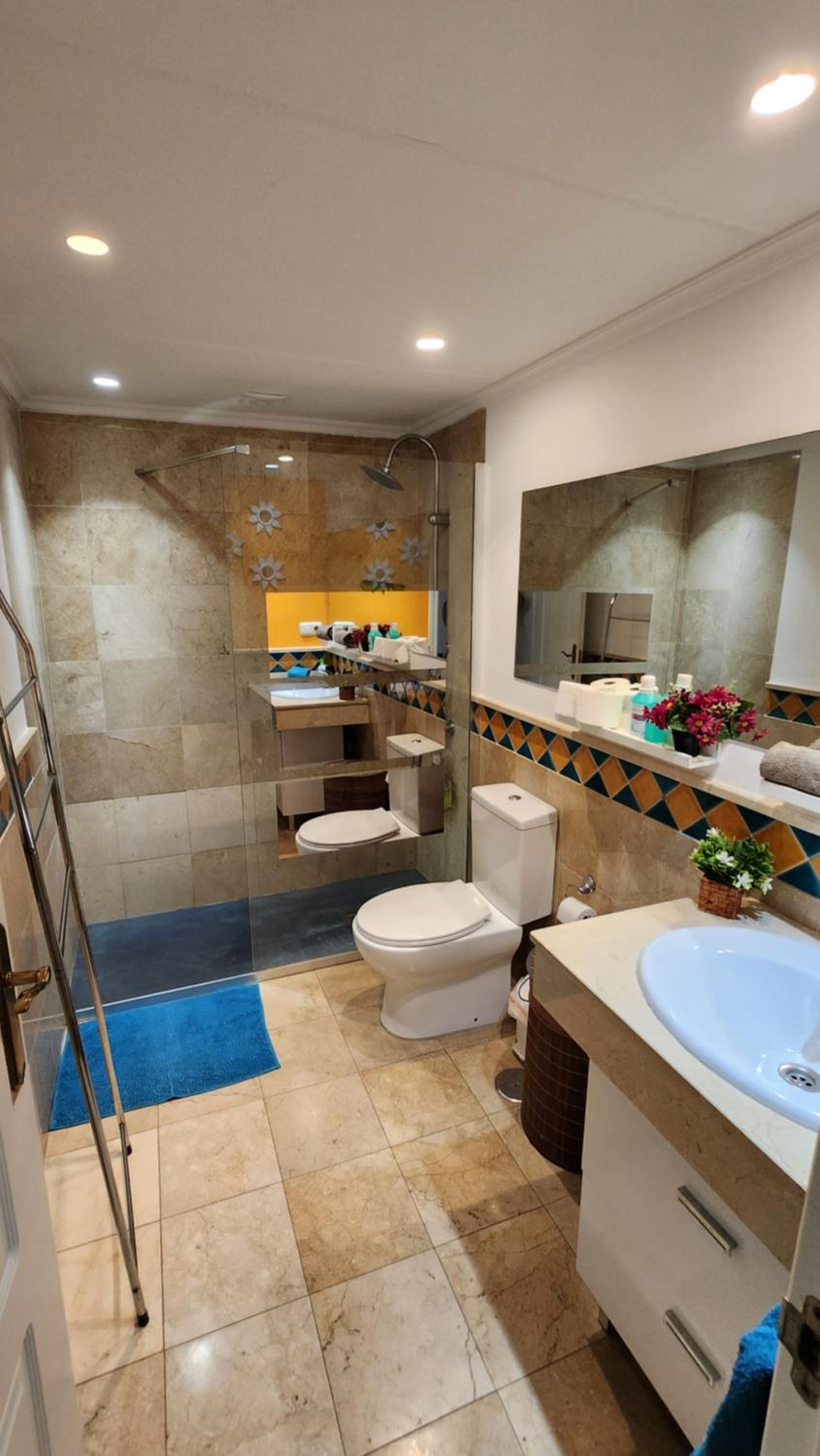 One-Bedroom Apartment - Photo 35