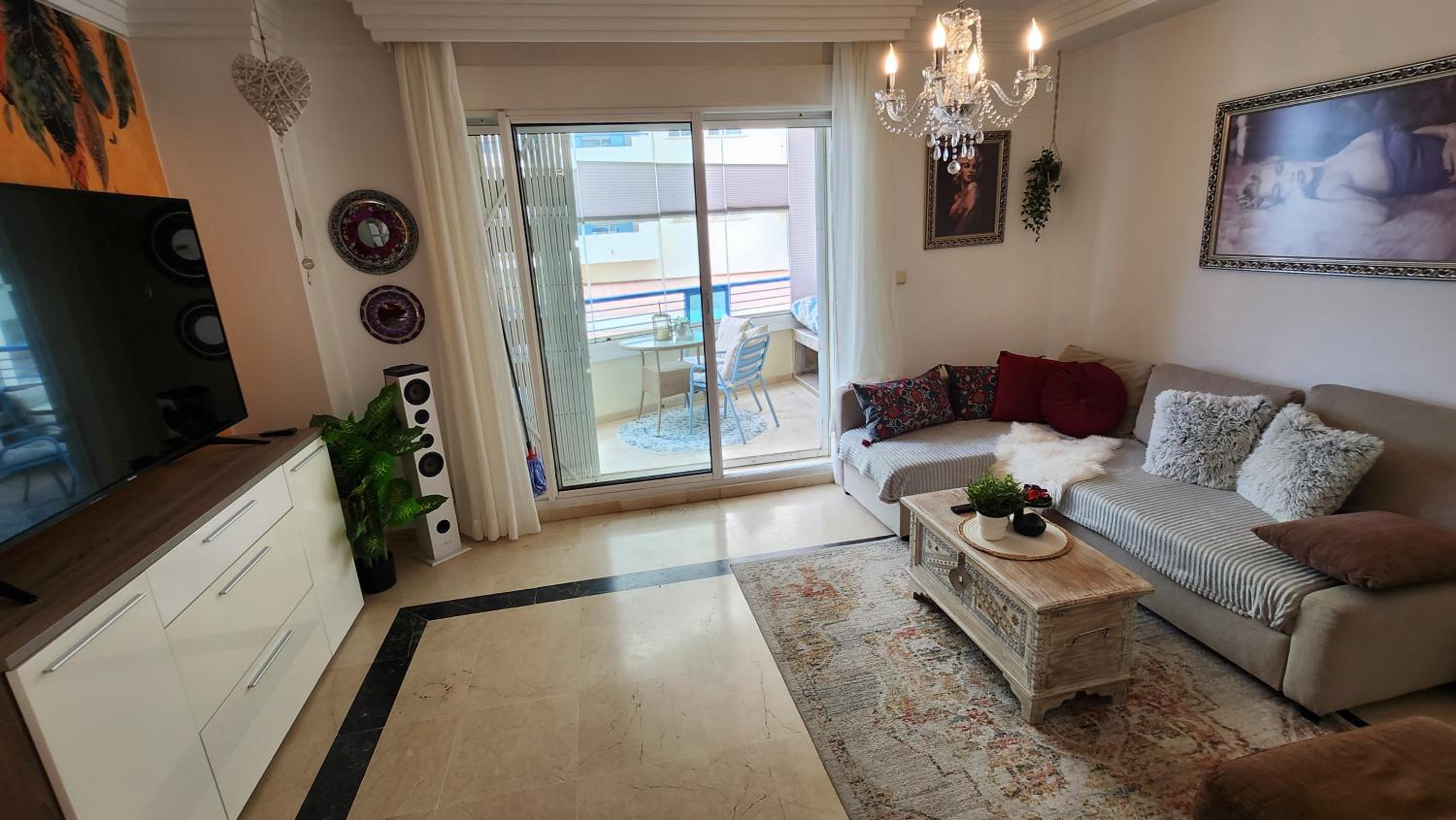 One-Bedroom Apartment - Photo 37