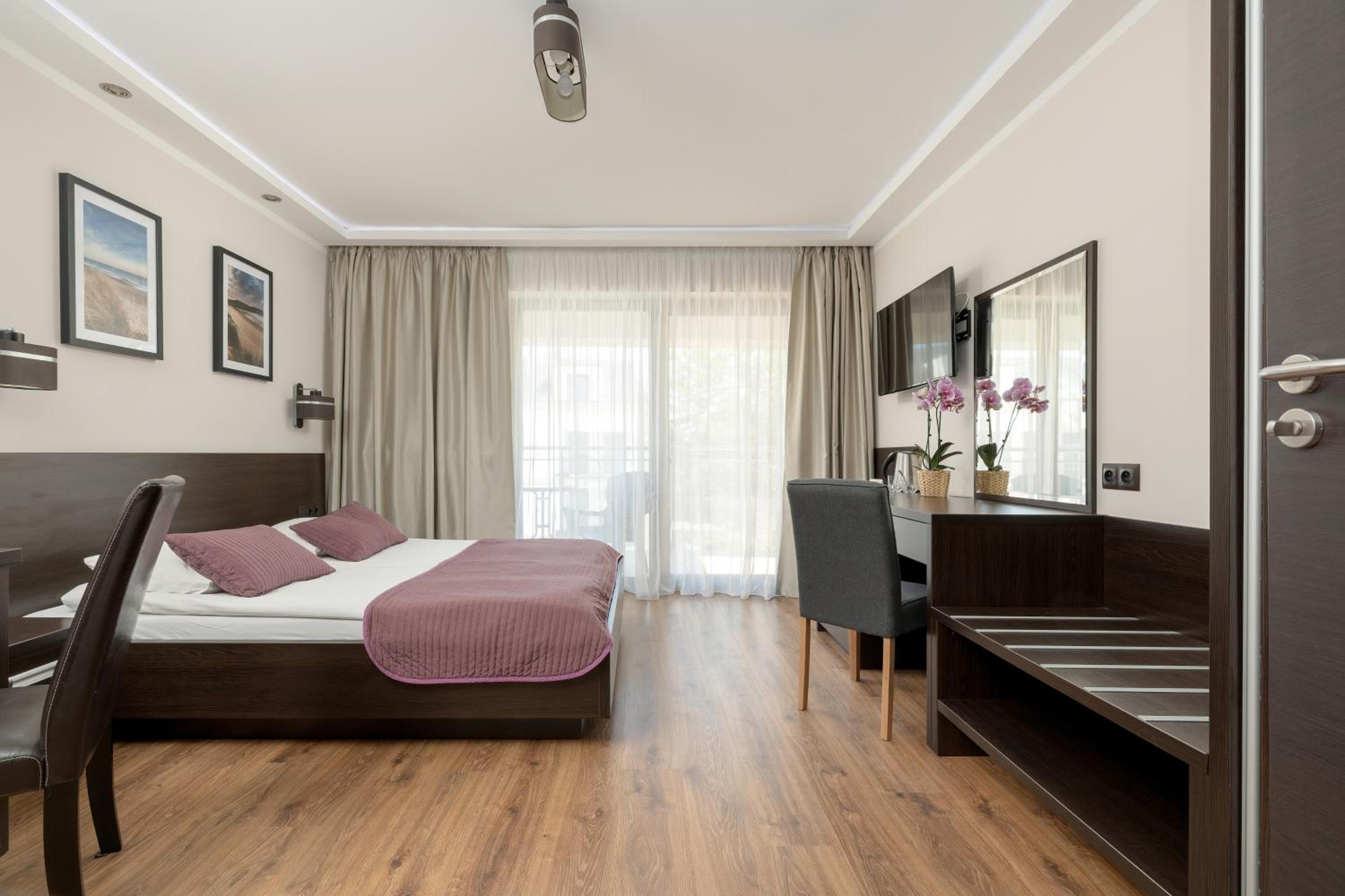 Double Room with Balcony photo 3