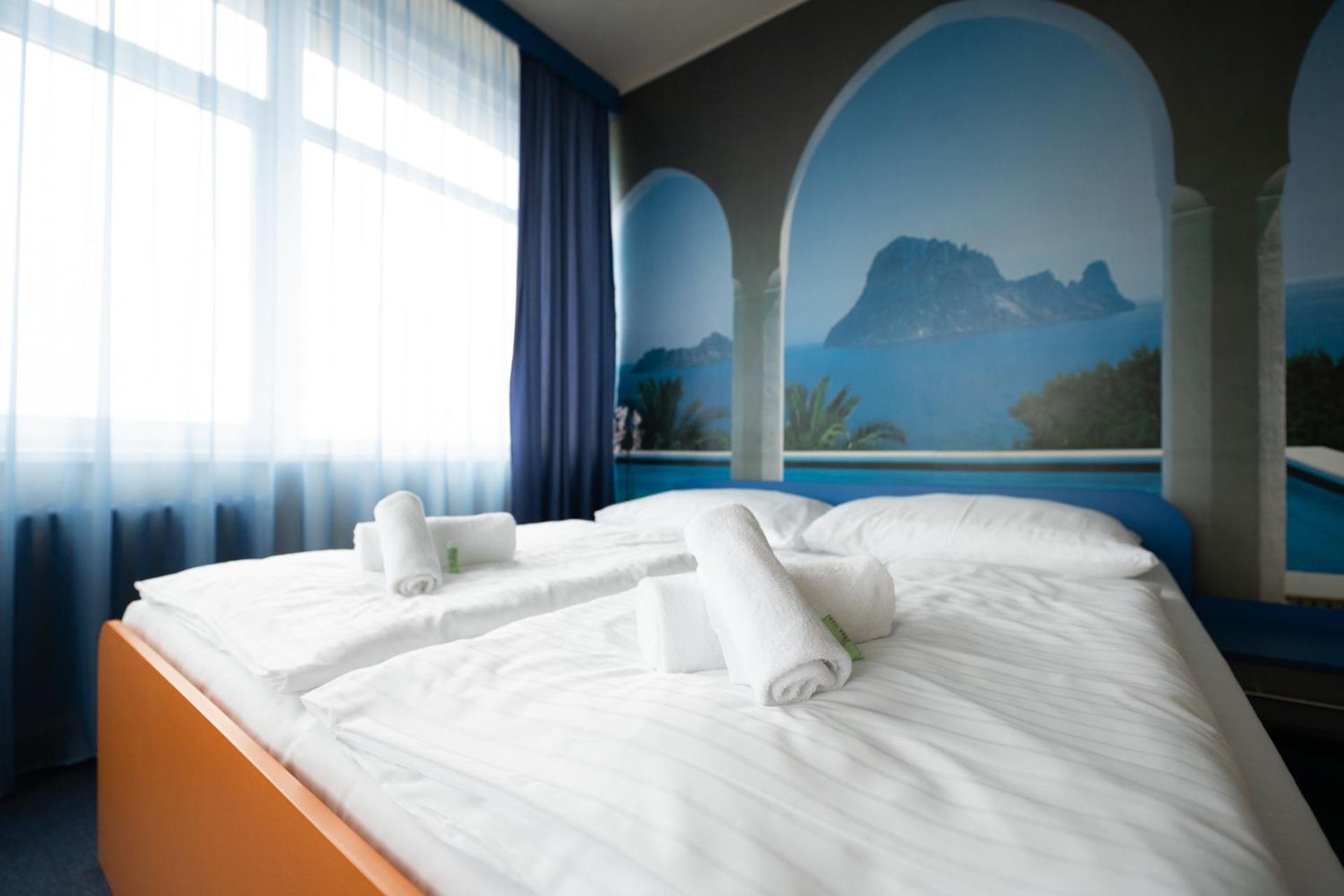 Double or Twin Room - Photo 1
