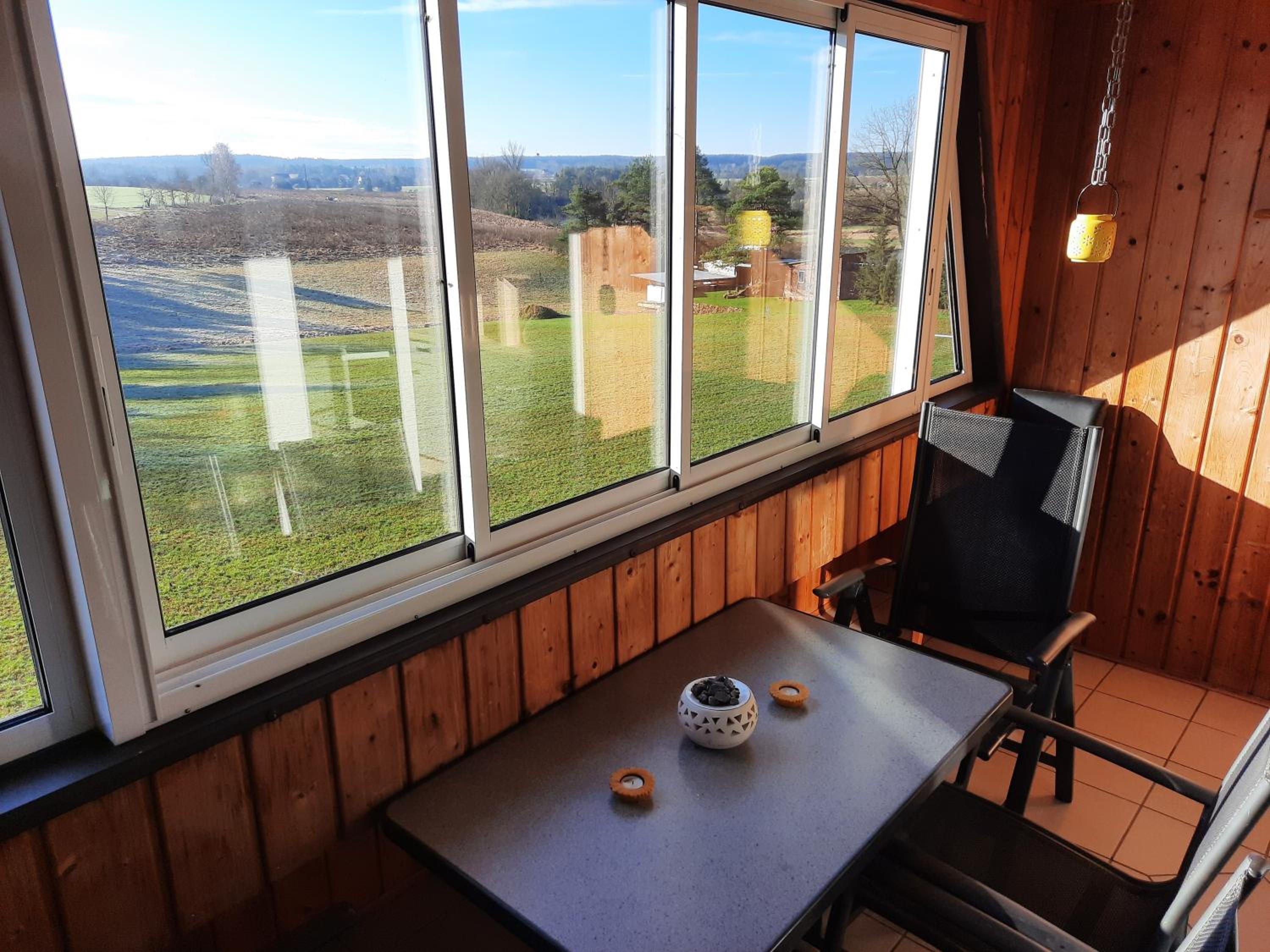 Two-Bedroom Deluxe Apartment with Garden View photo 3