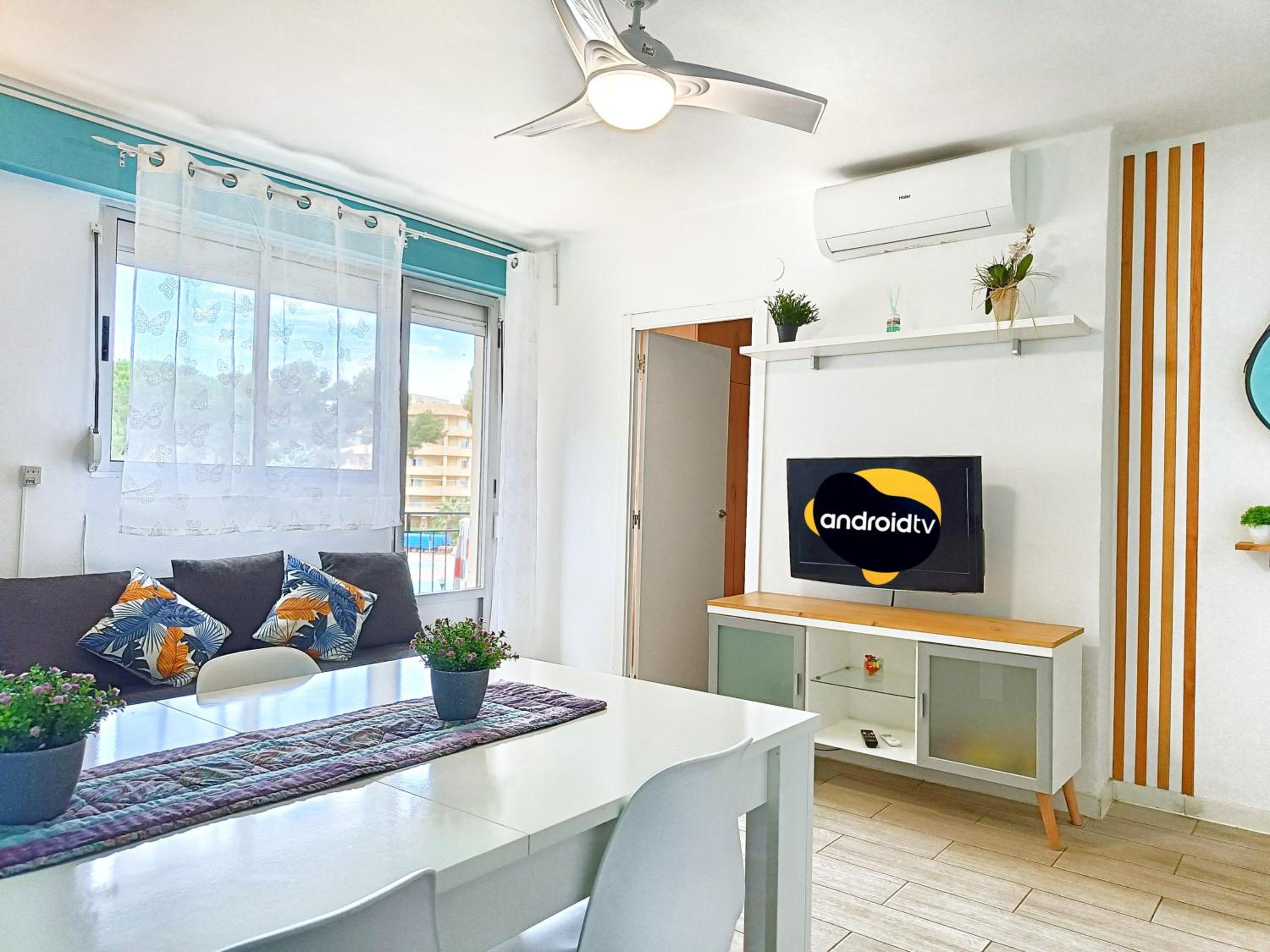 Apartment with Balcony - Photo 30