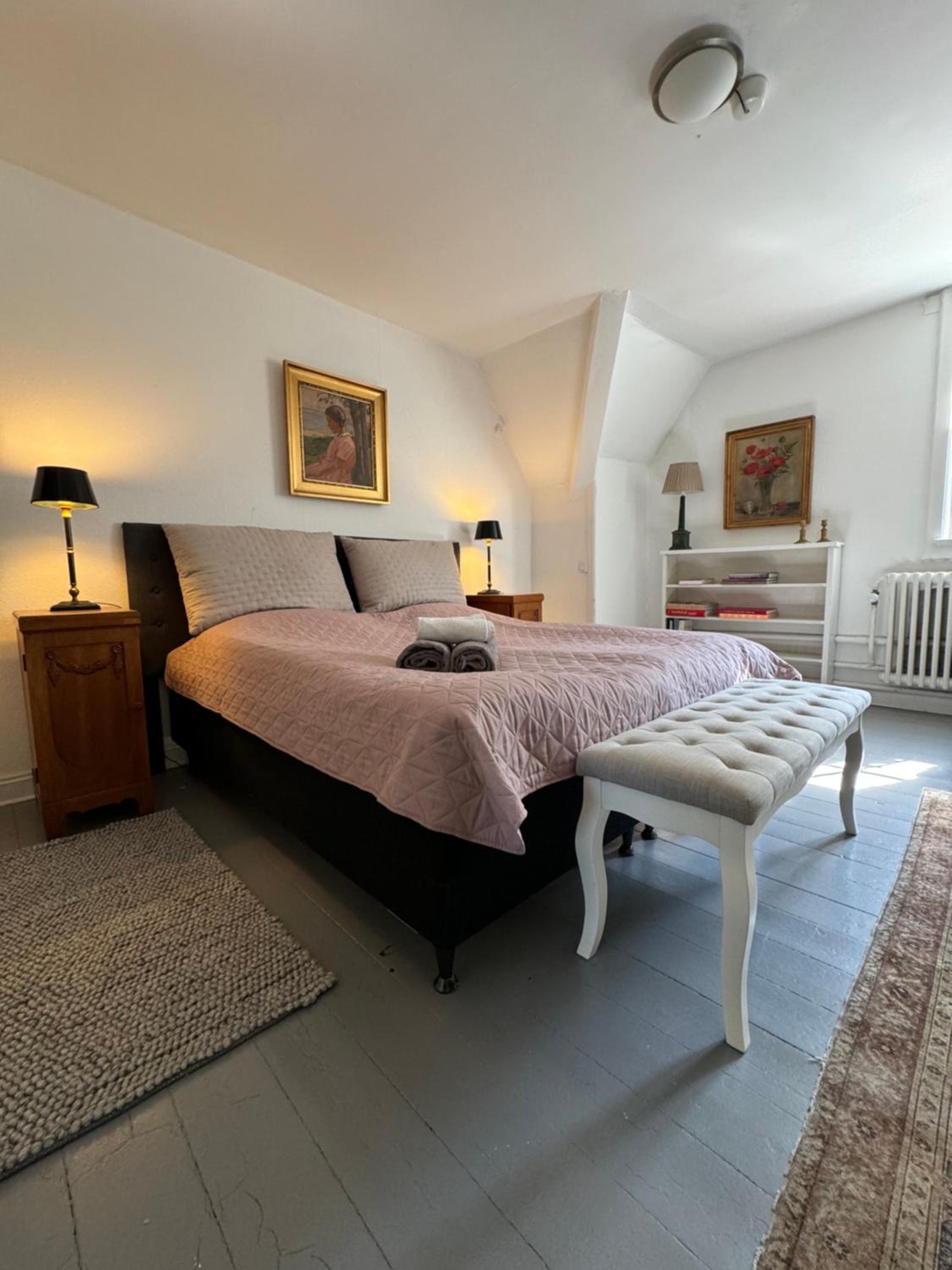 Double Room with Shared Bathroom photo 1