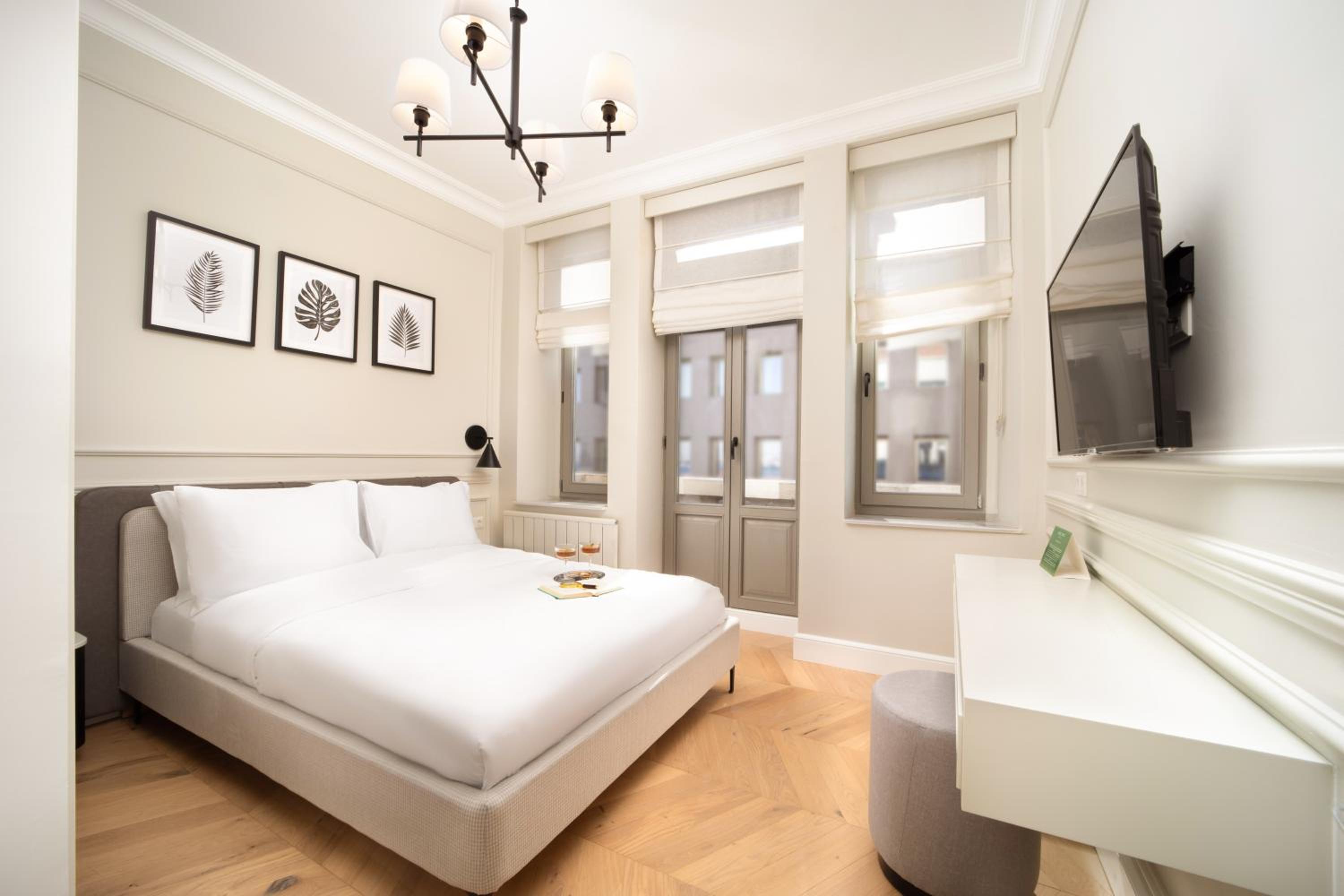 Suite with Balcony photo 2