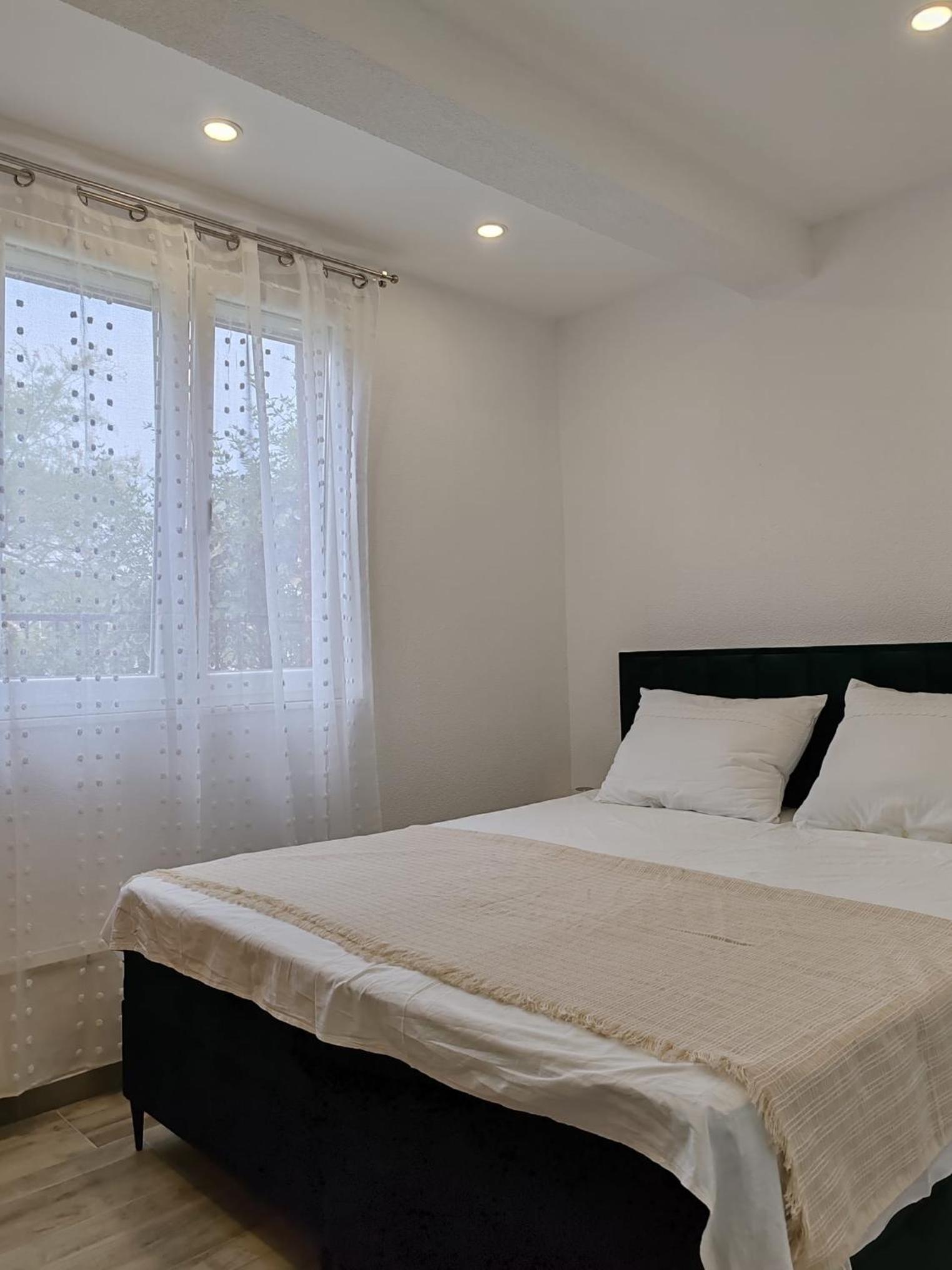 Two-Bedroom Apartment With Sea View photo 1