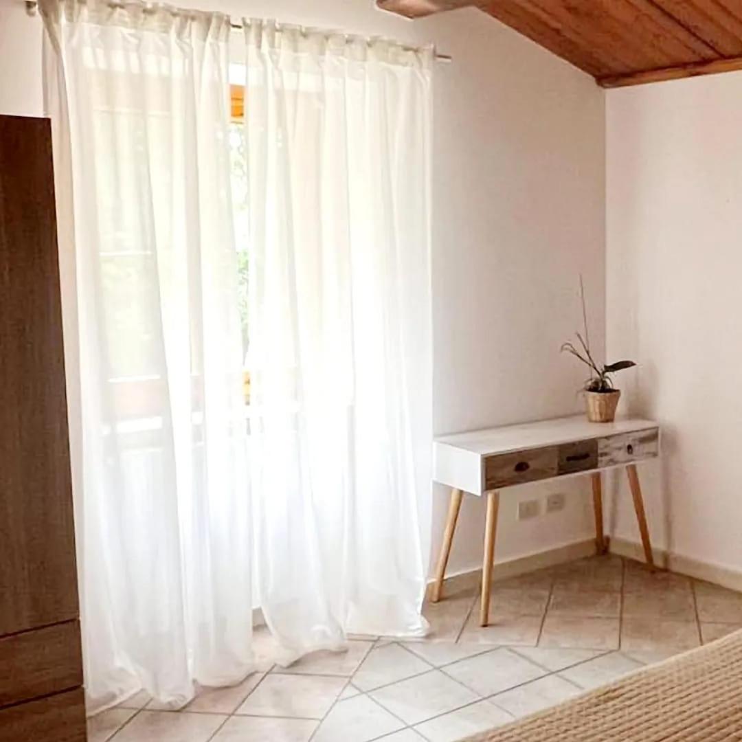 One-Bedroom House photo 1