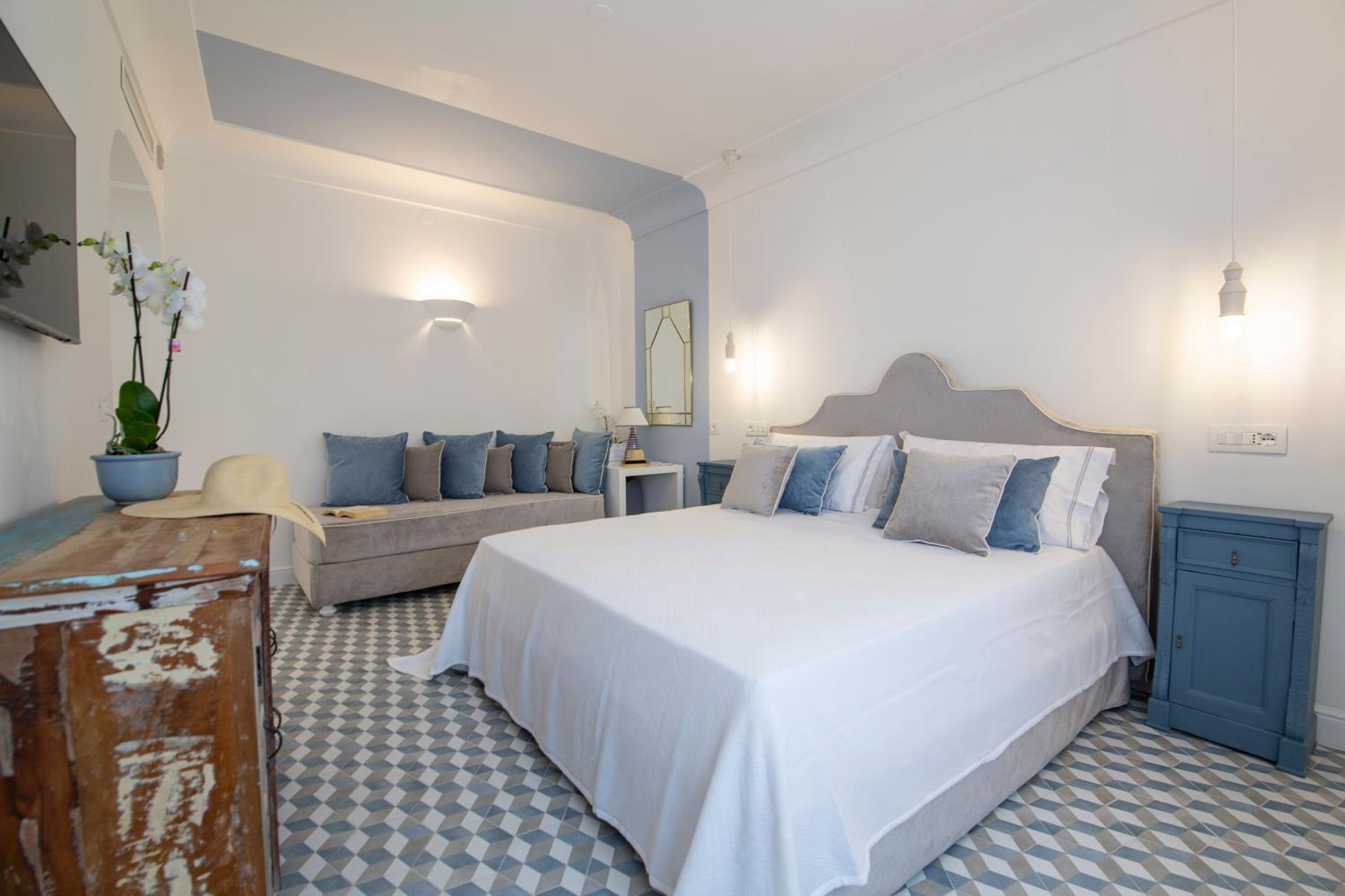 Double Room with Extra Bed - Photo 3